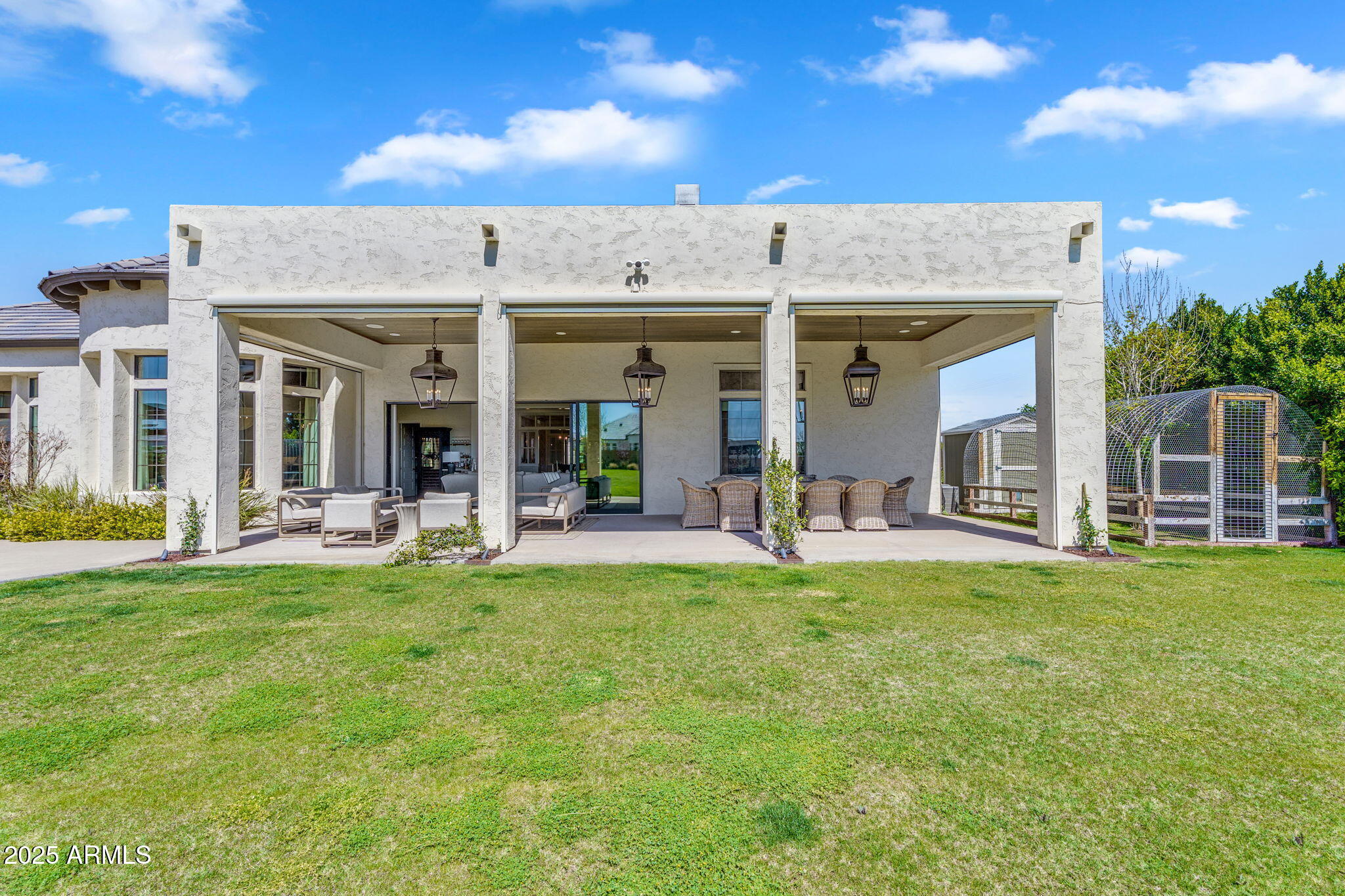 4037 E MINTON Circle