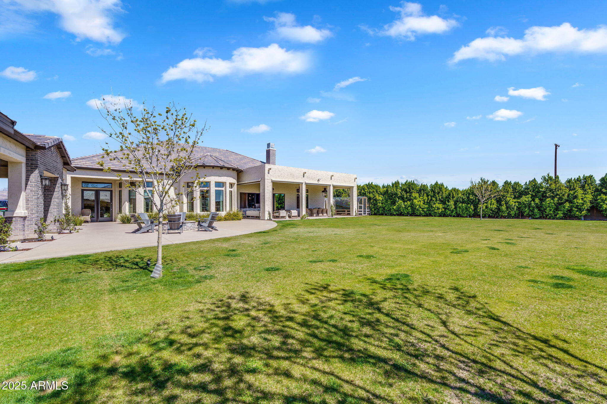 4037 E MINTON Circle