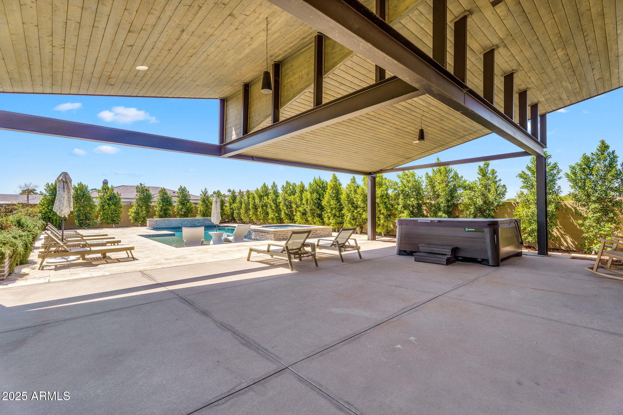 4037 E MINTON Circle