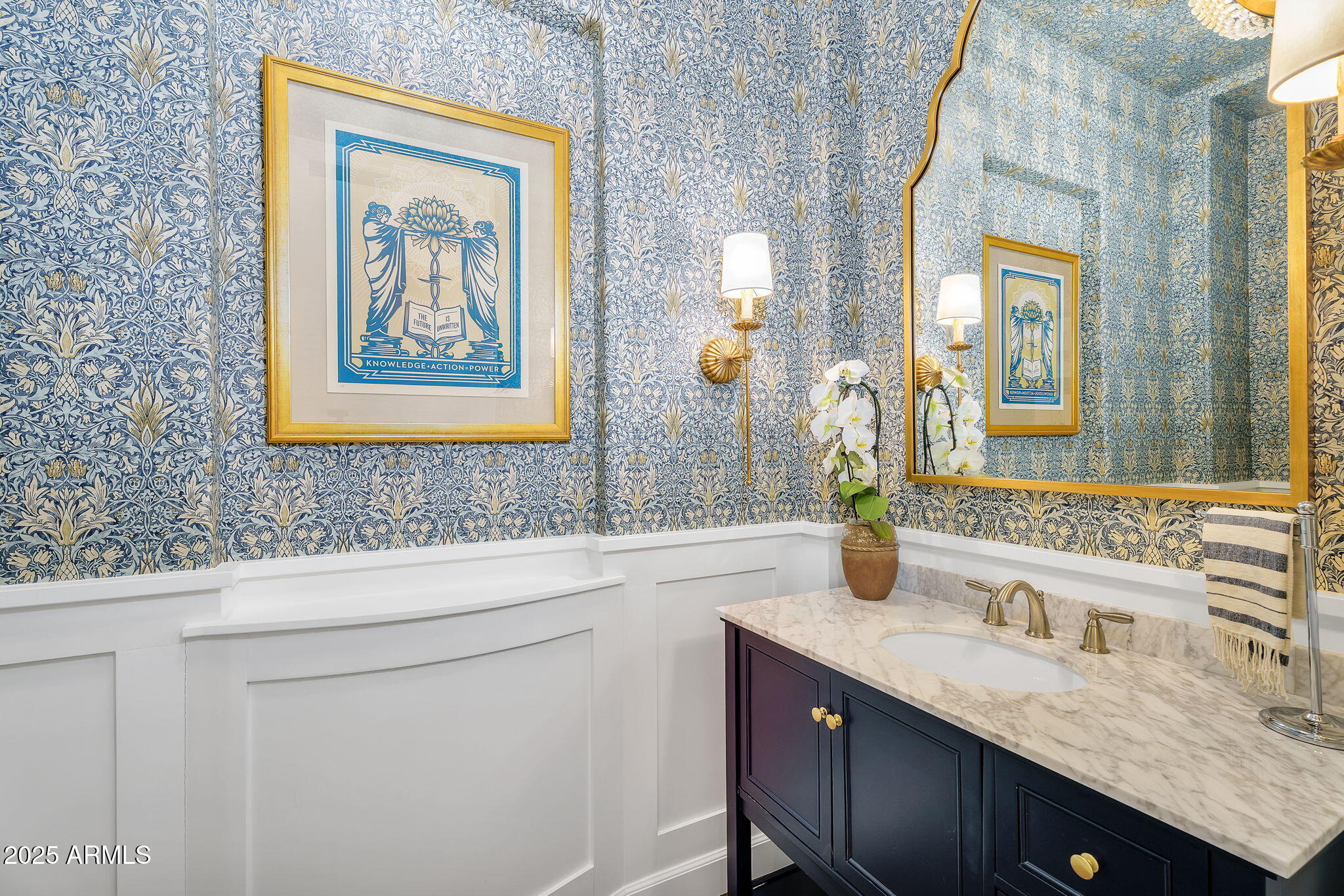 4037 E MINTON Circle