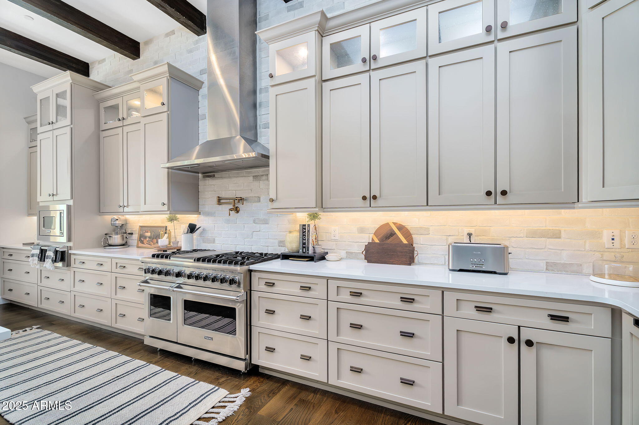 4037 E MINTON Circle