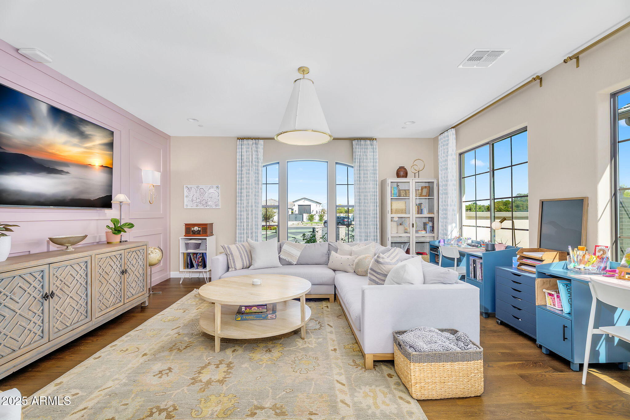 4037 E MINTON Circle