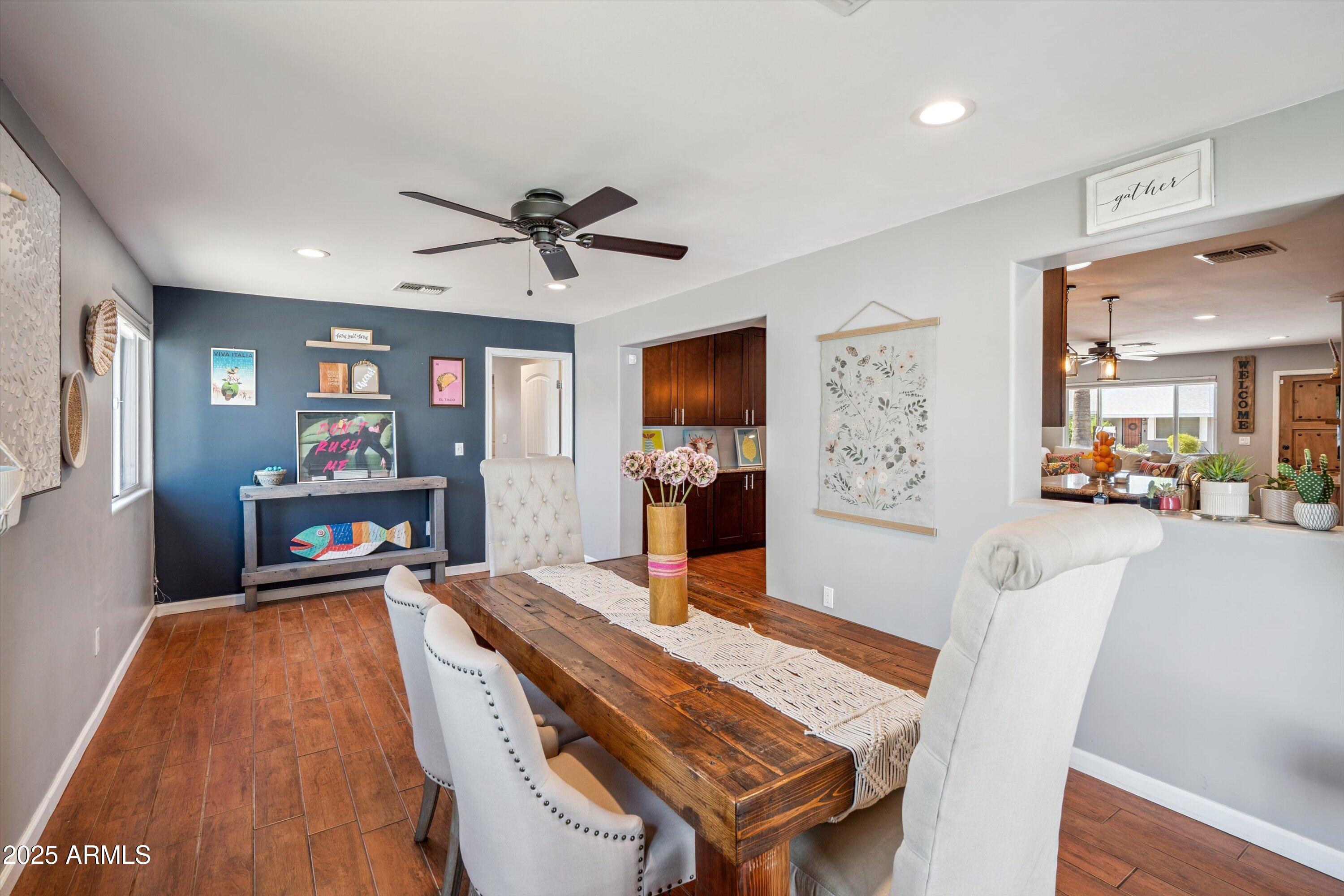 1212 E ECHO Lane