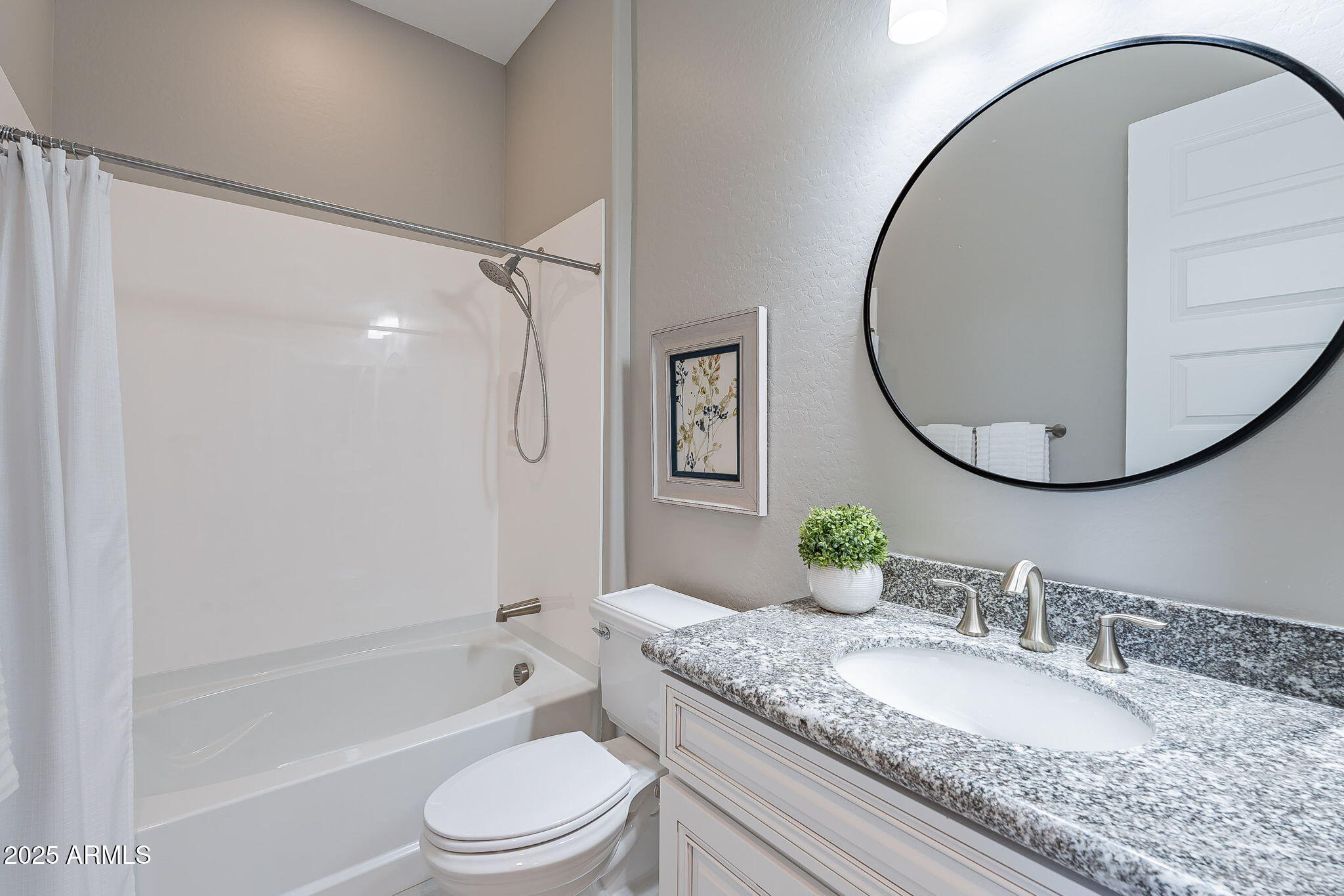 36169 N SERRANO Avenue