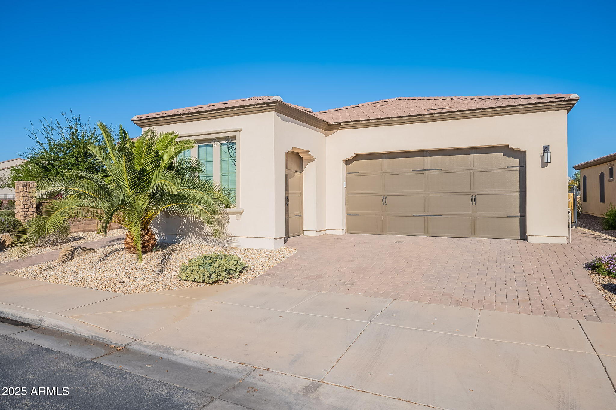 36169 N SERRANO Avenue