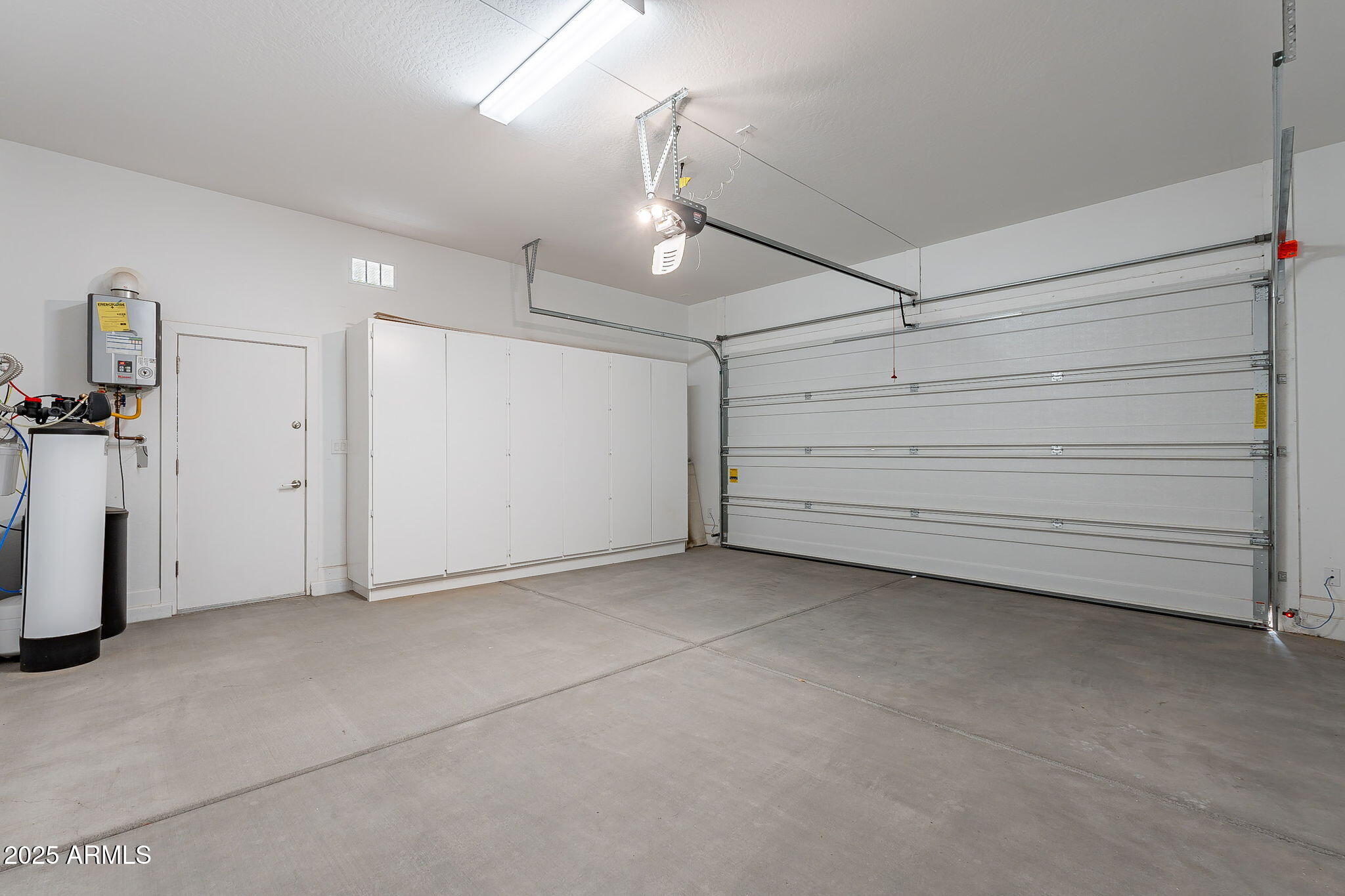 36169 N SERRANO Avenue