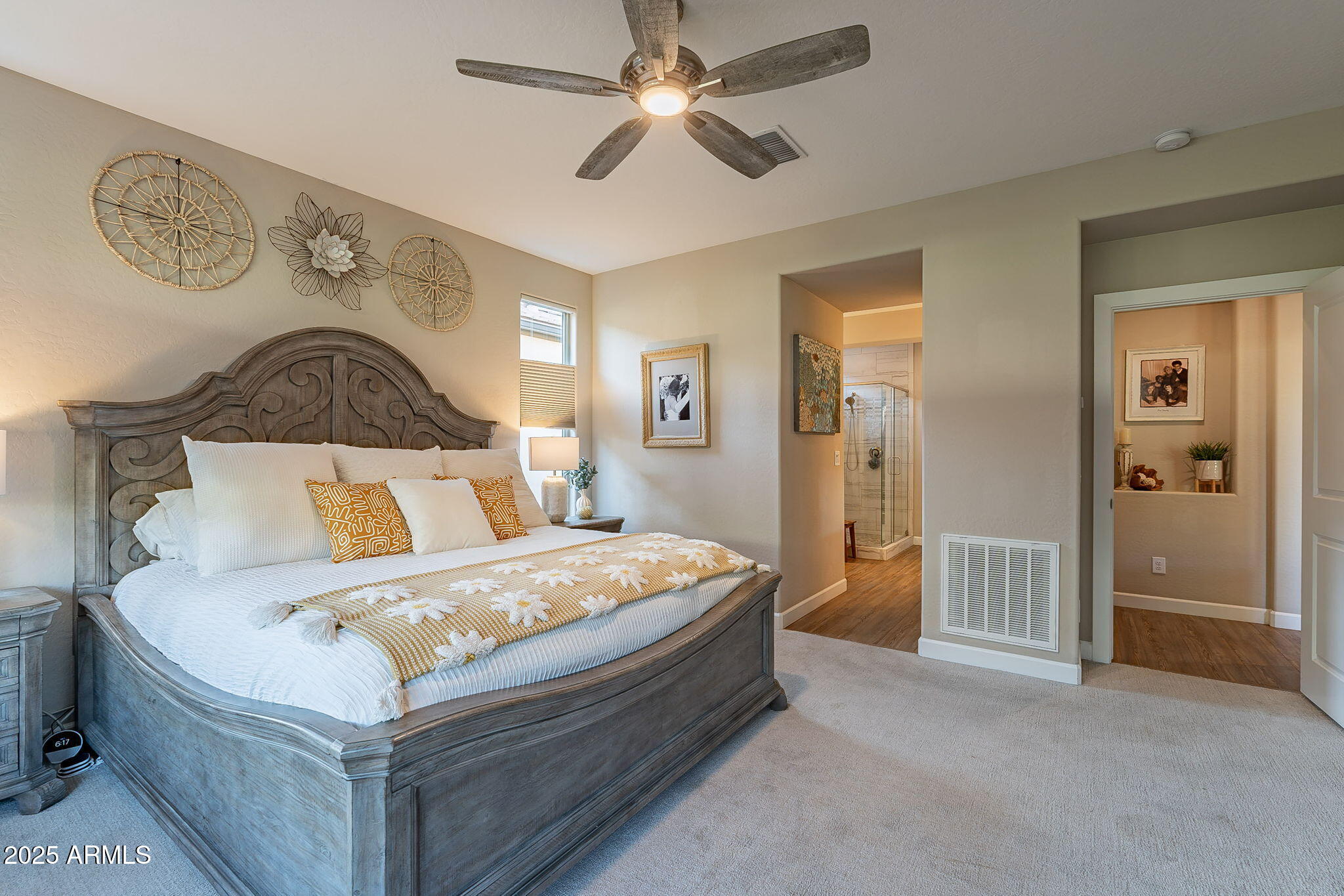 429 E VETERANS Way