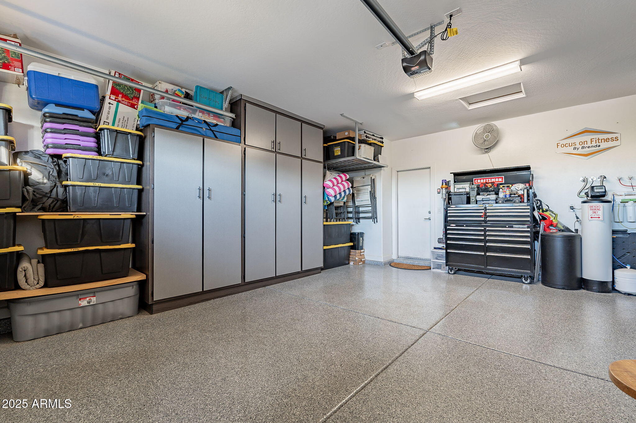 429 E VETERANS Way