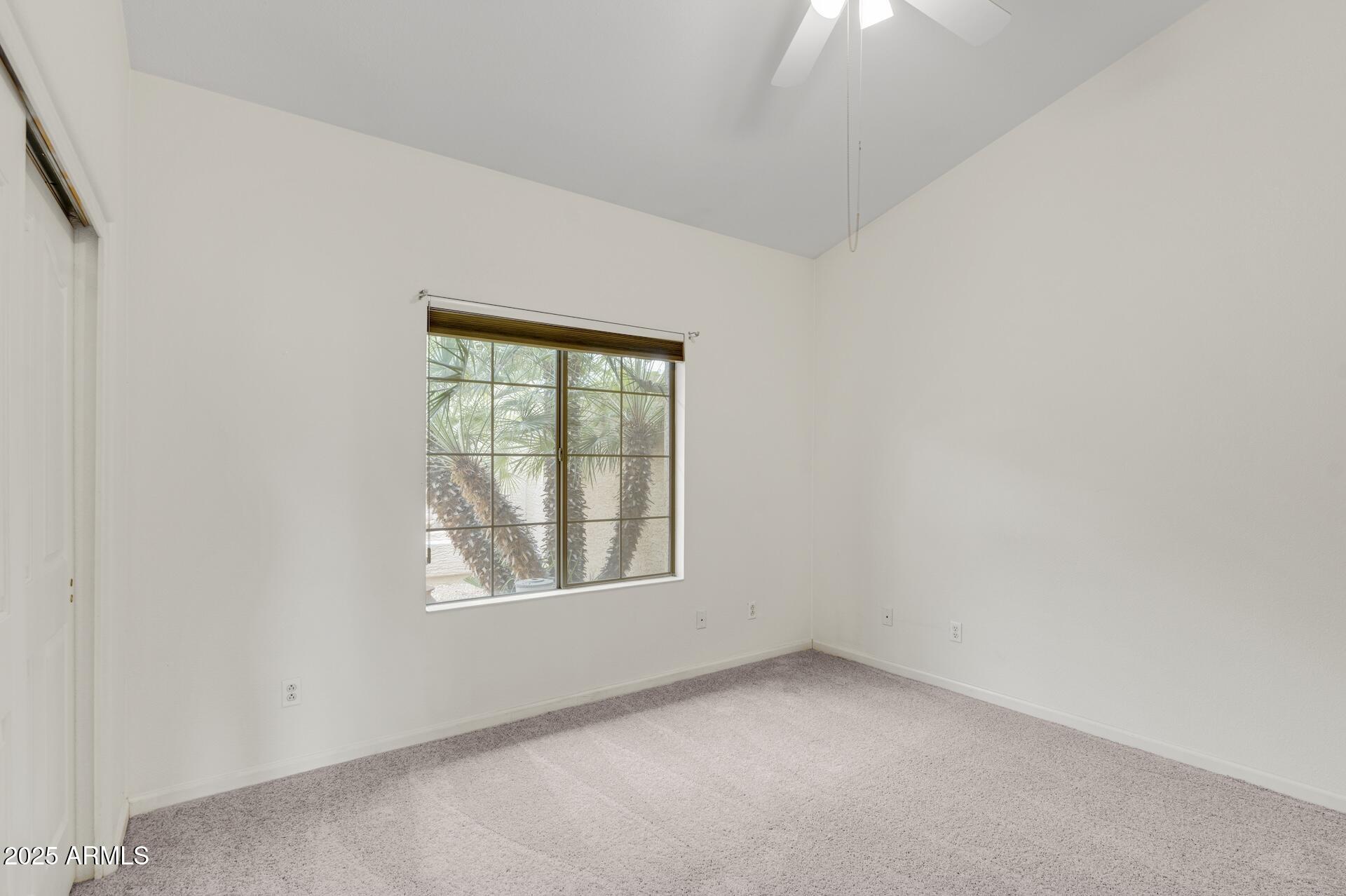 402 W BEECHNUT Place
