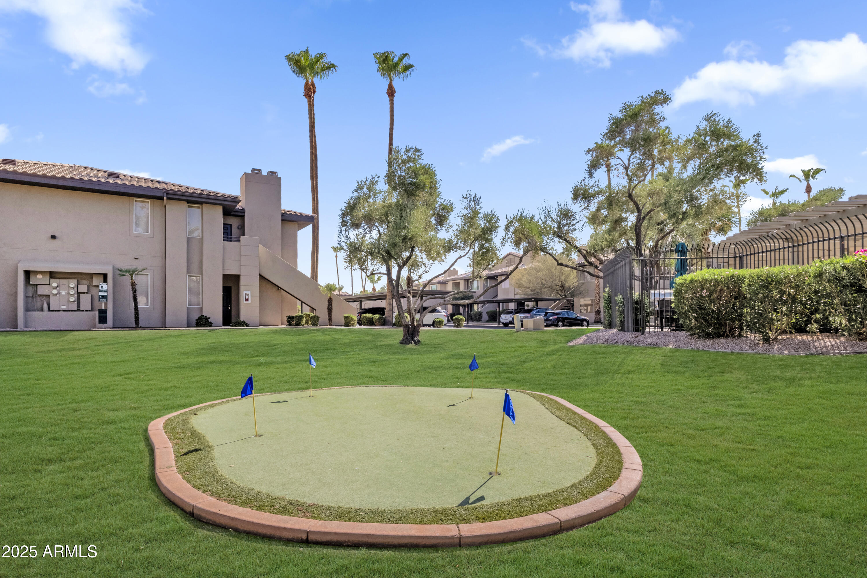 7009 E ACOMA Drive, 1081