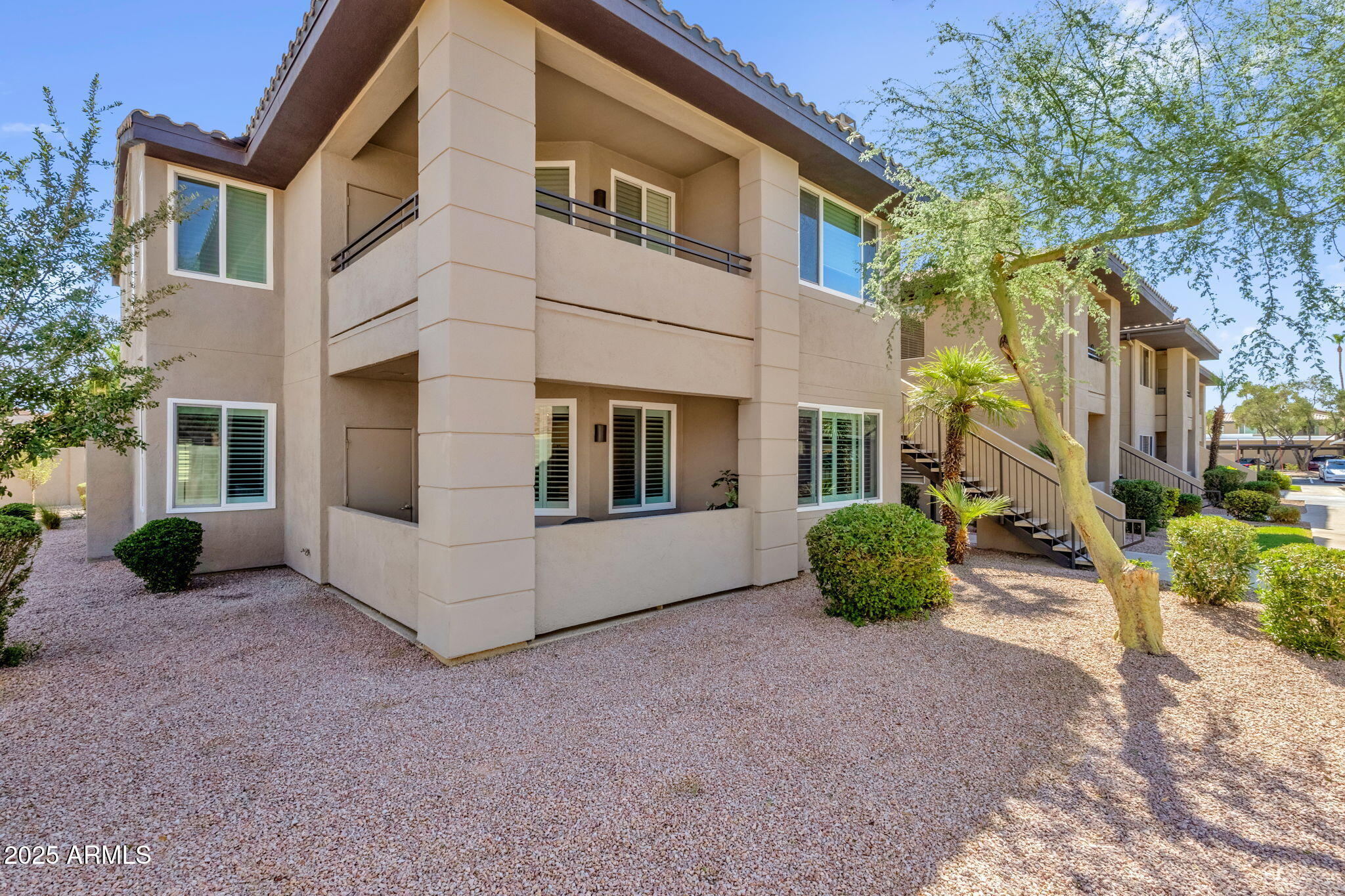 7009 E ACOMA Drive, 1081