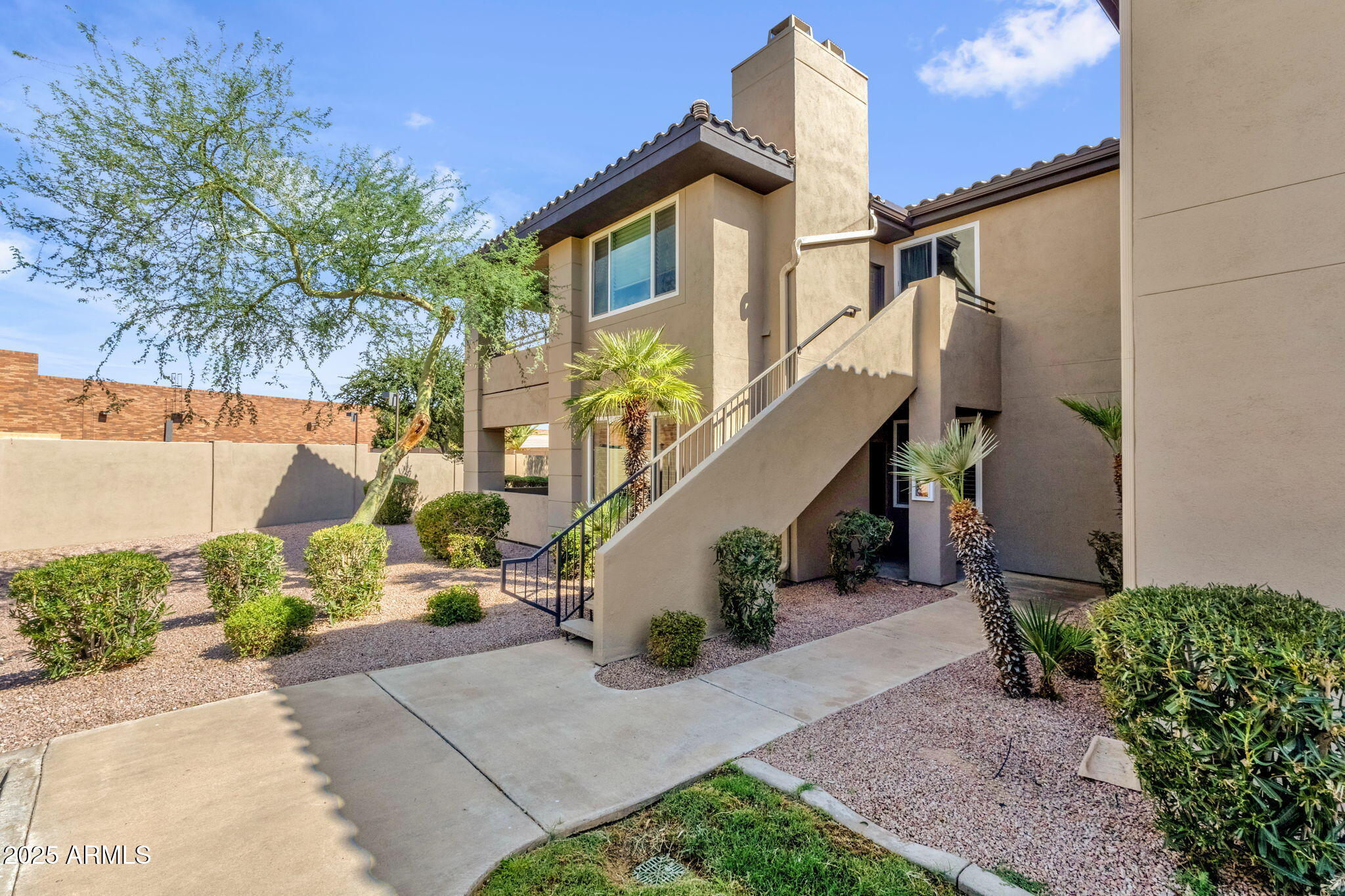 7009 E ACOMA Drive, 1081