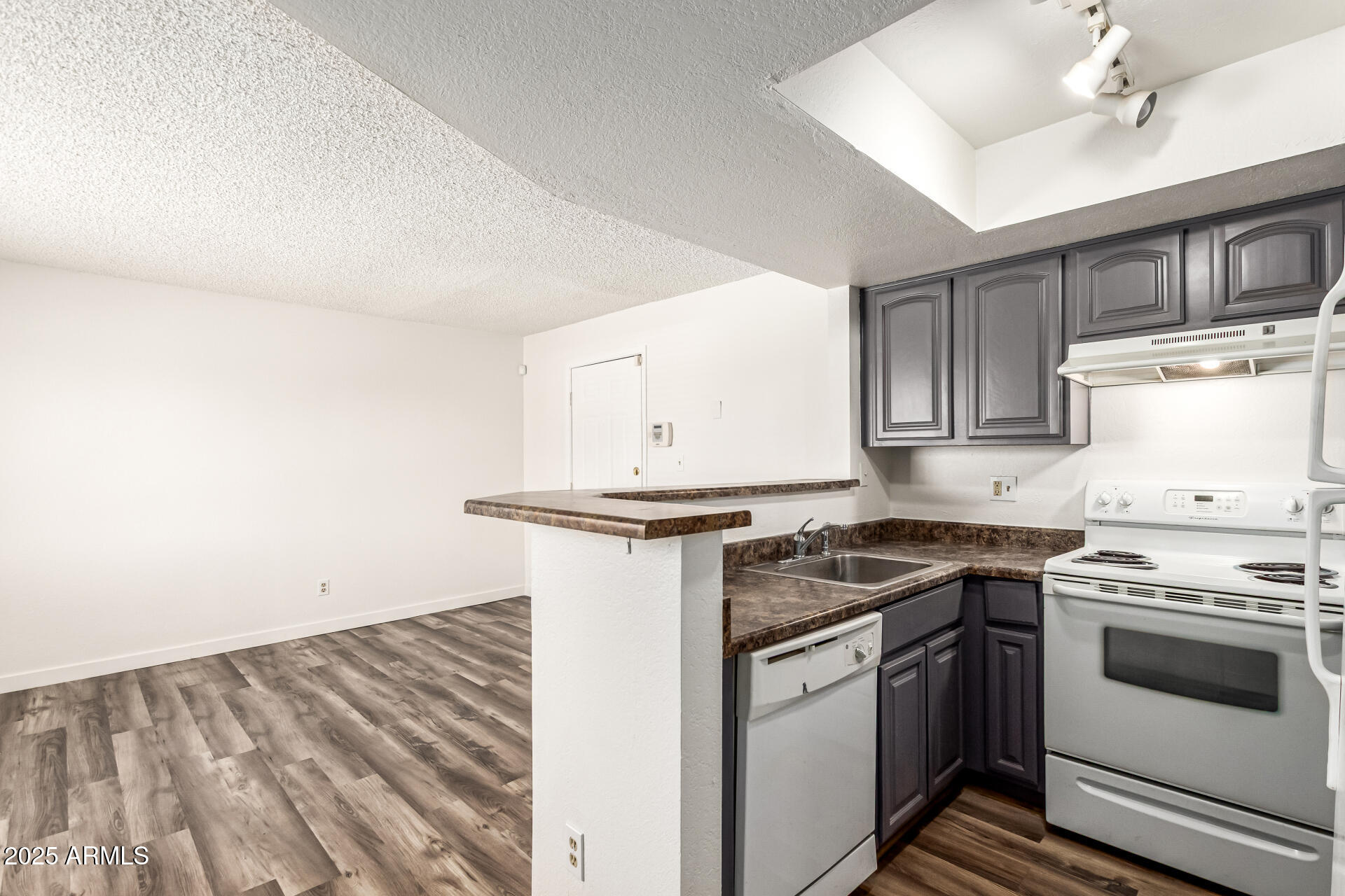 3601 W TIERRA BUENA Lane, 247
