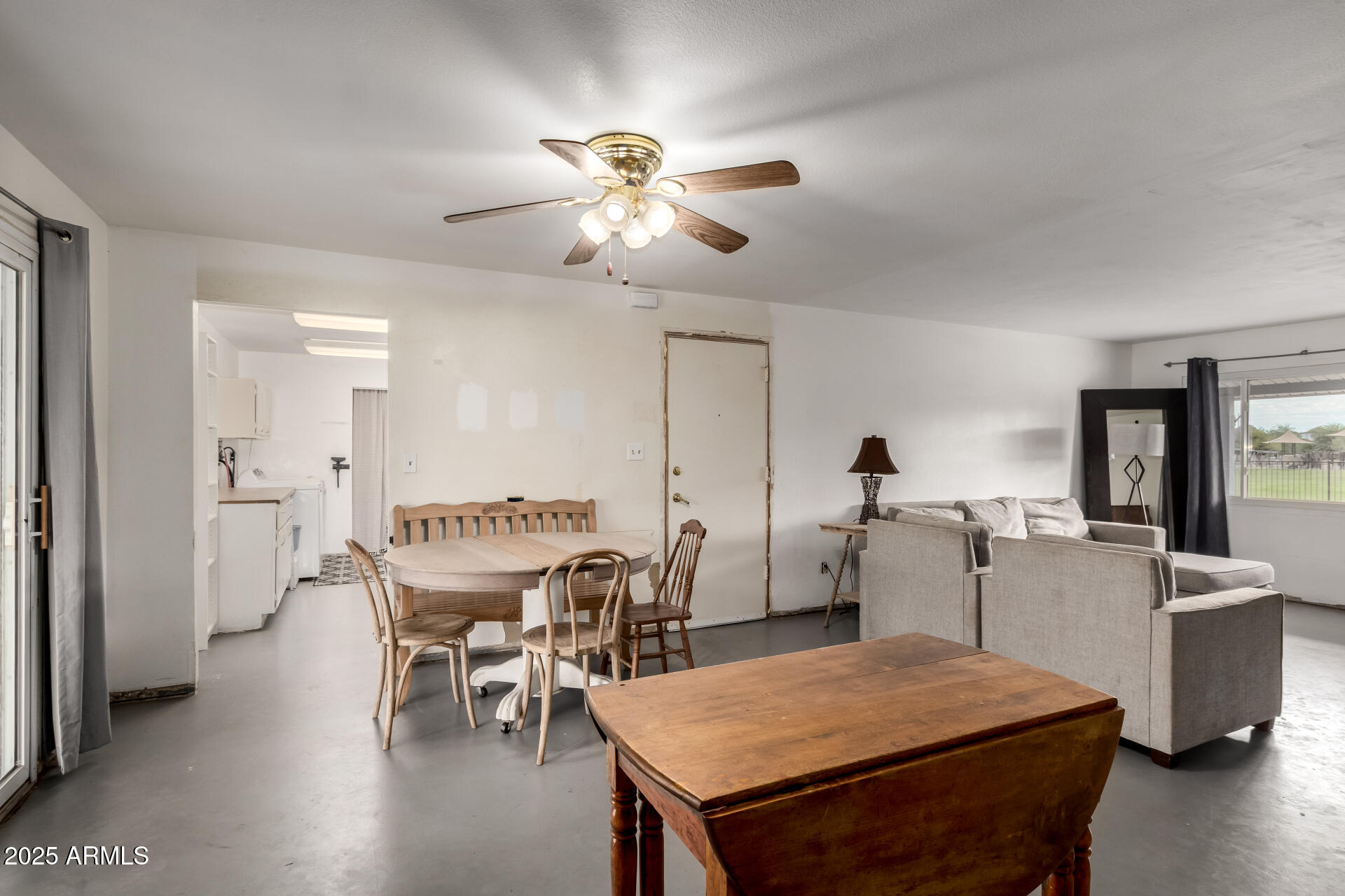 14439 N 32ND Place