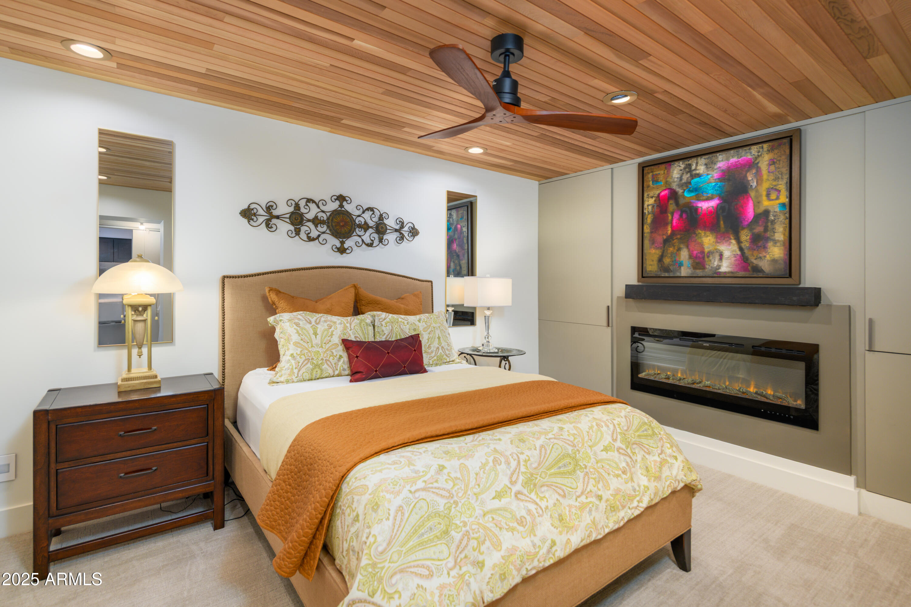 225 SOLDIERS PASS Road