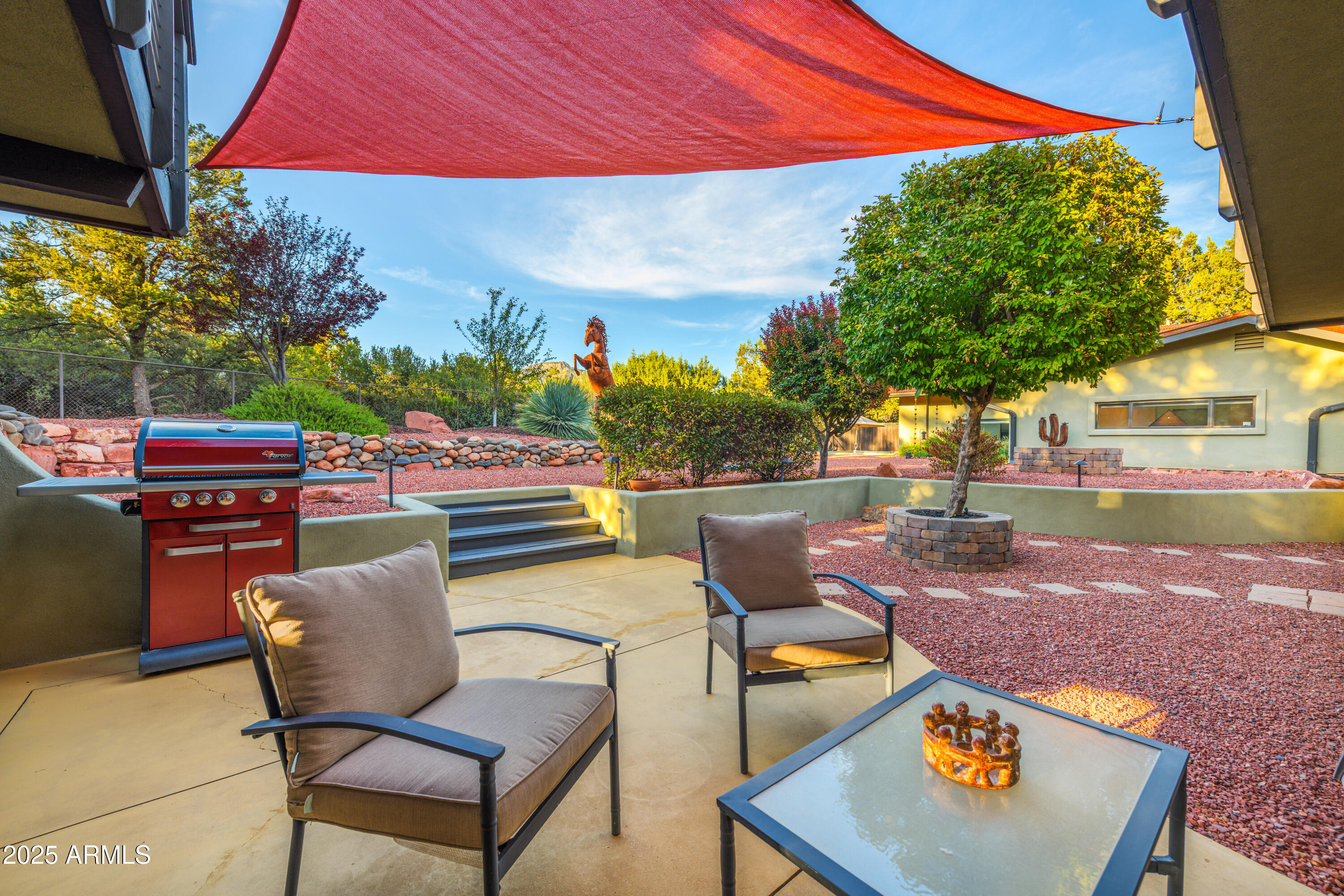 225 SOLDIERS PASS Road