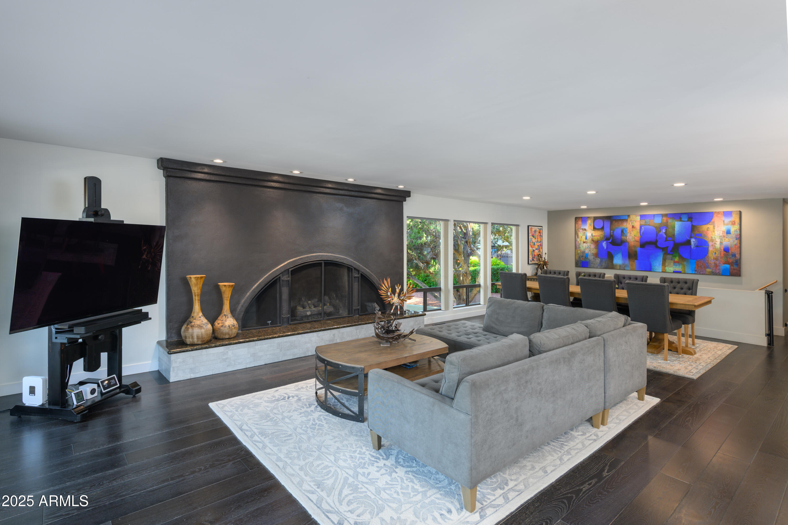 225 SOLDIERS PASS Road