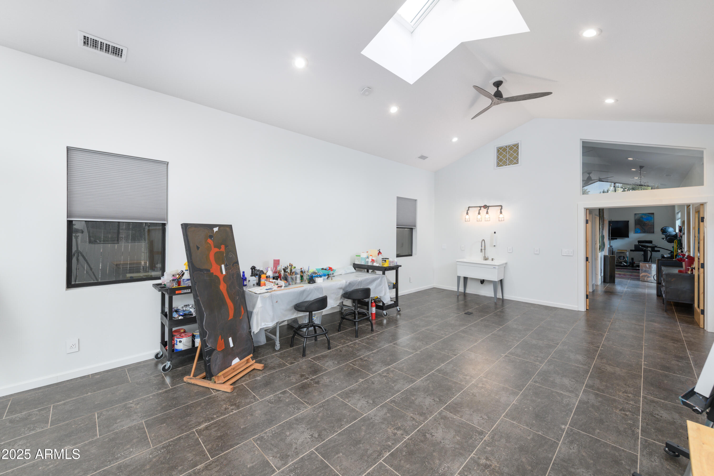 225 SOLDIERS PASS Road