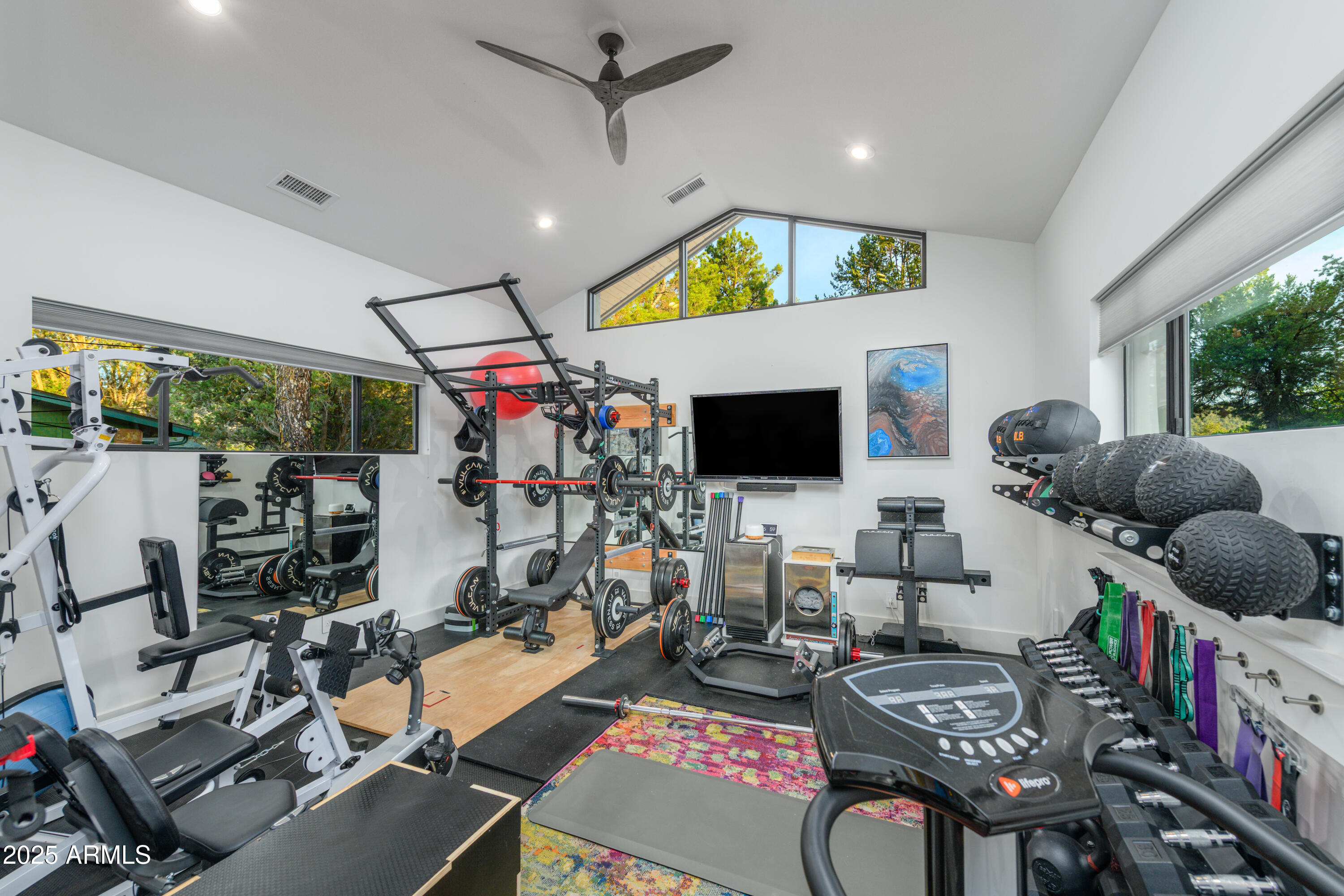 225 SOLDIERS PASS Road