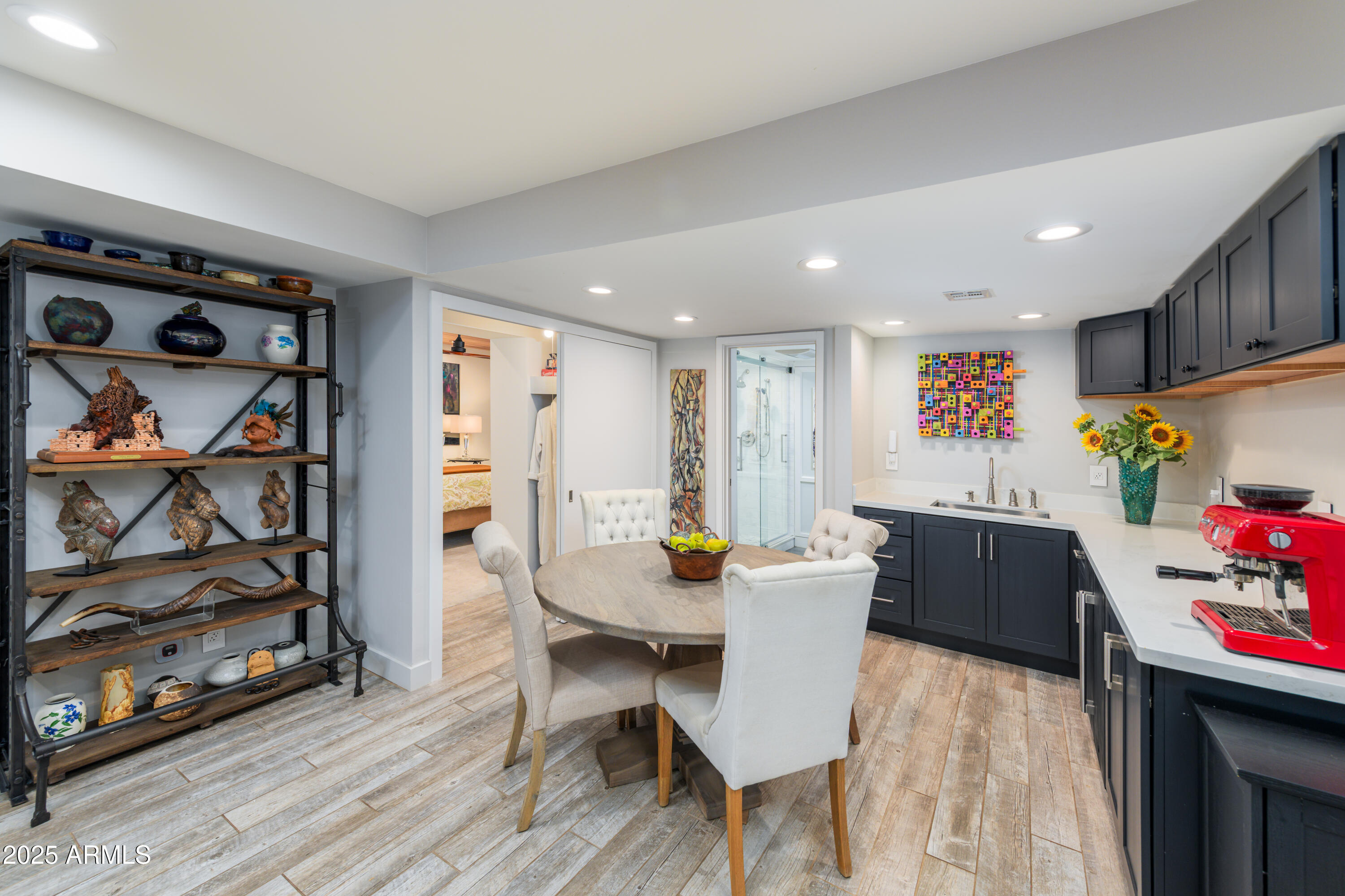 225 SOLDIERS PASS Road