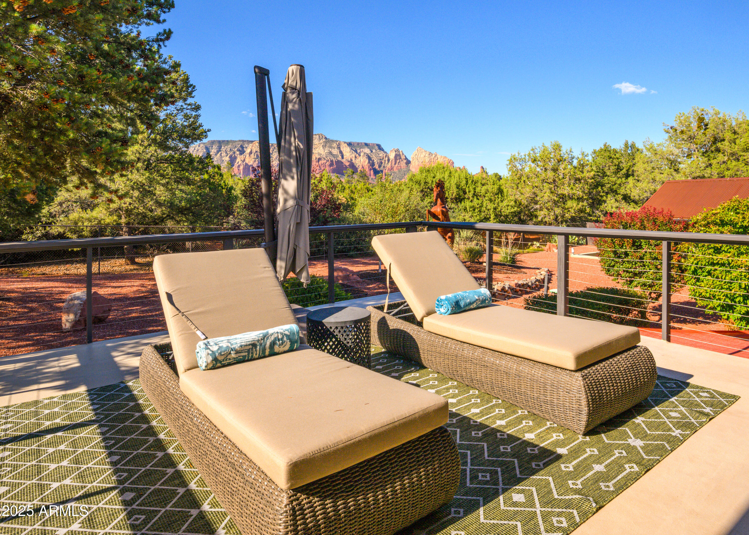 225 SOLDIERS PASS Road