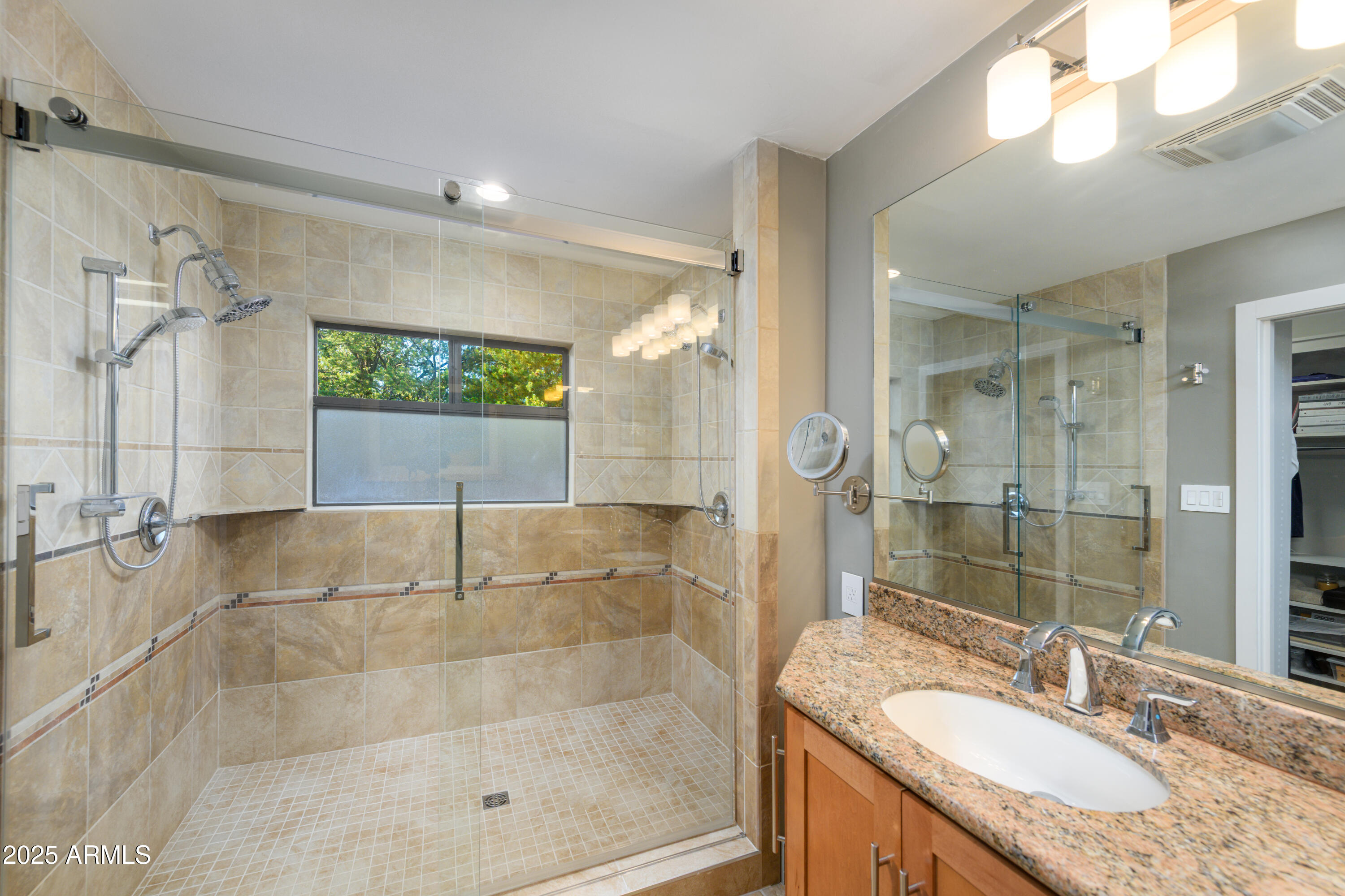 225 SOLDIERS PASS Road