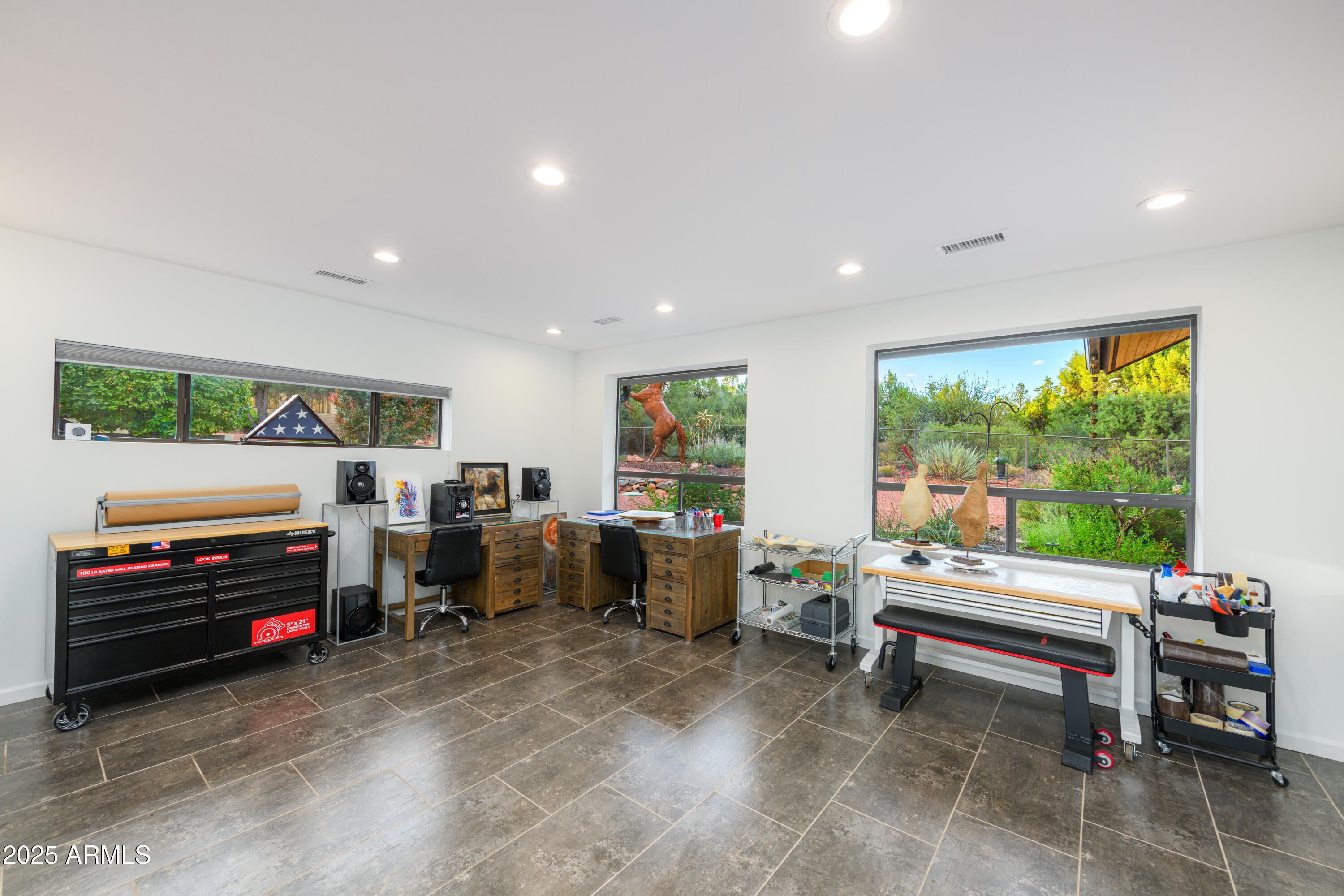 225 SOLDIERS PASS Road