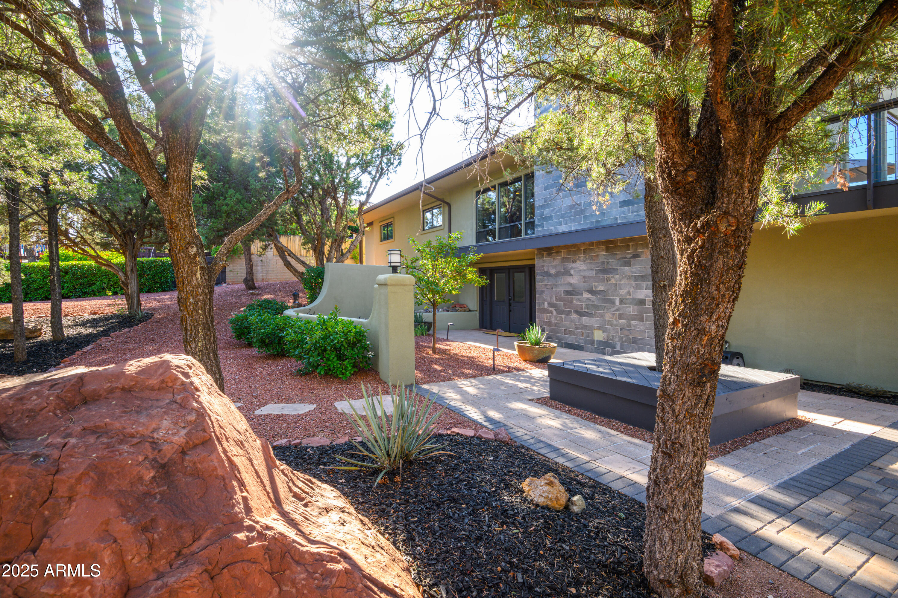 225 SOLDIERS PASS Road