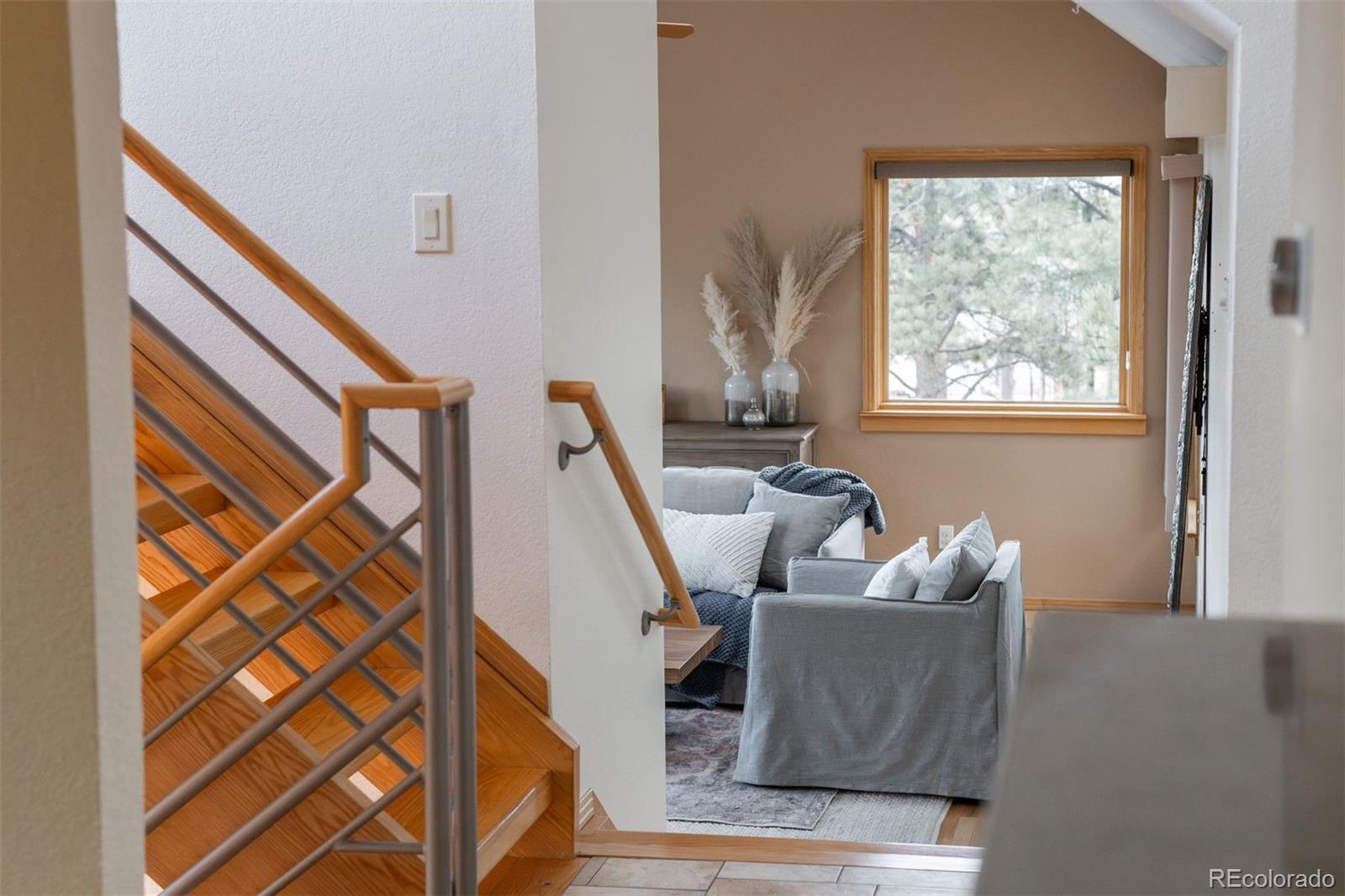 942 Gilia Drive