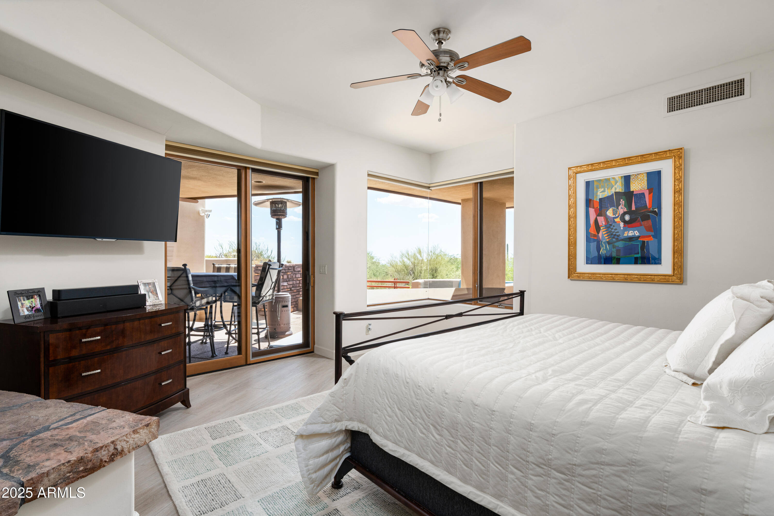 11163 E PROSPECT POINT Drive