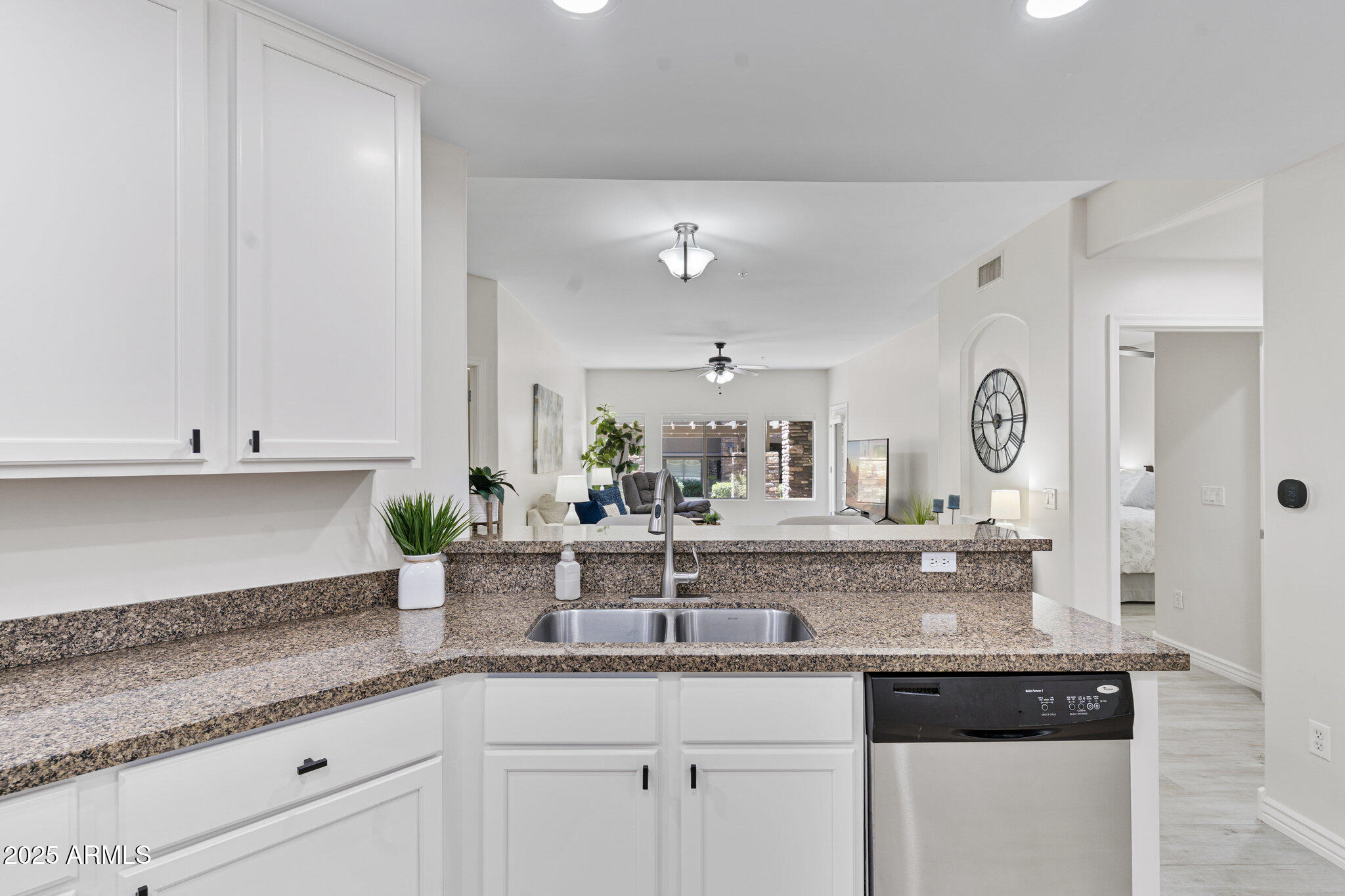 5350 E Deer Valley Drive, 1276