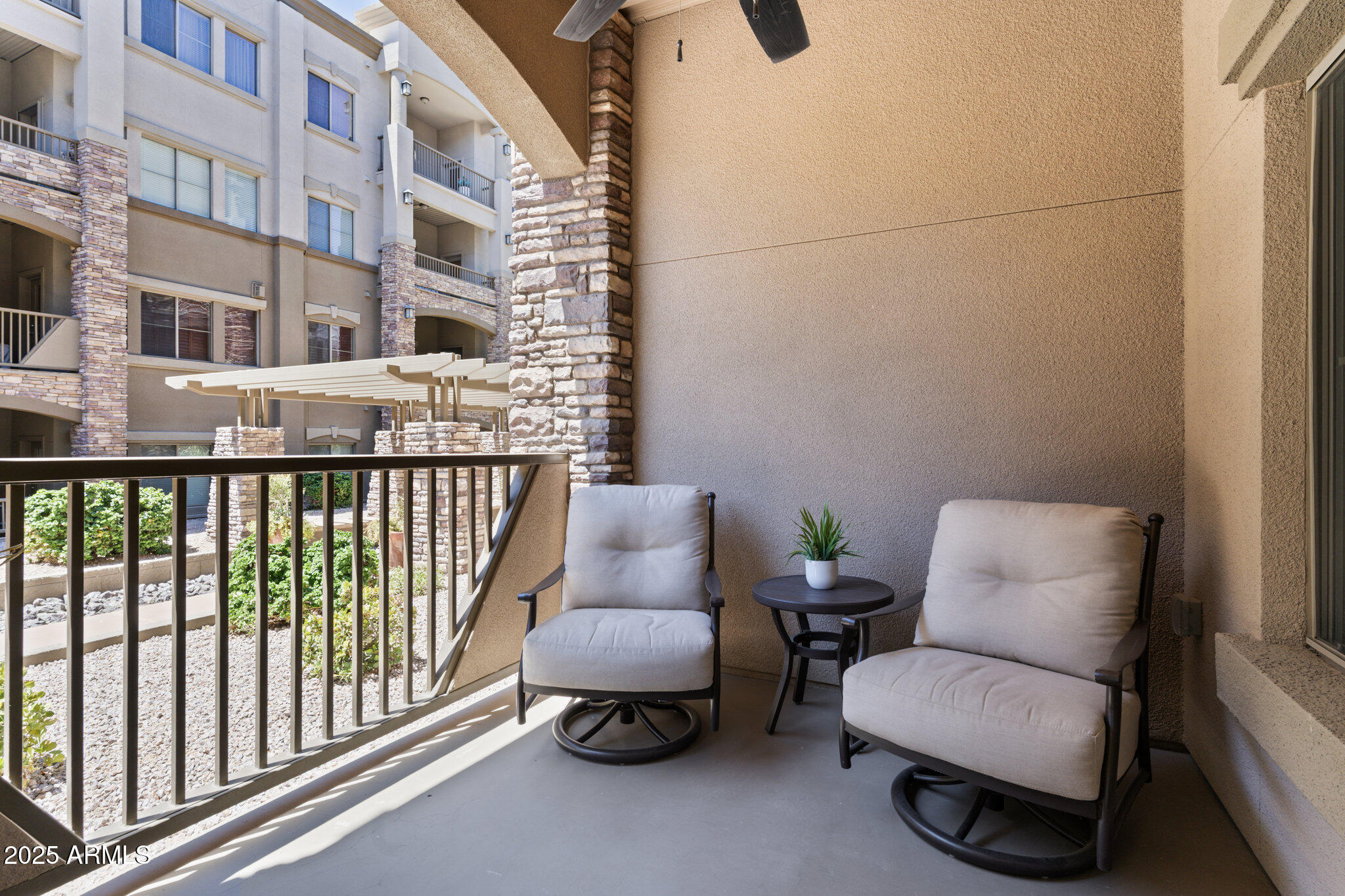 5350 E Deer Valley Drive, 1276