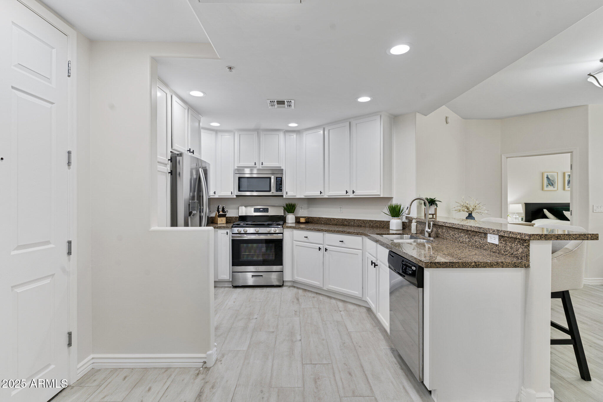 5350 E Deer Valley Drive, 1276