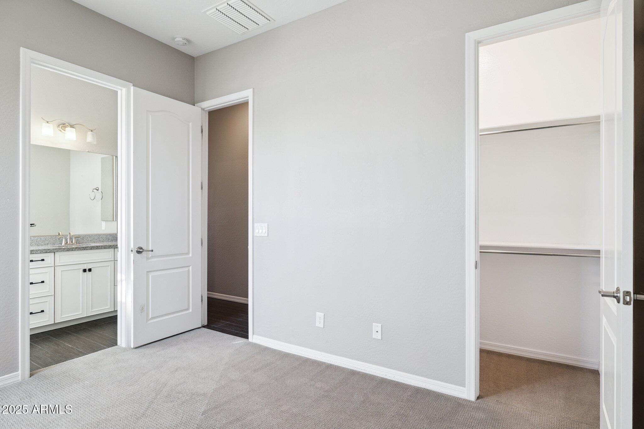 7707 S 43RD Place