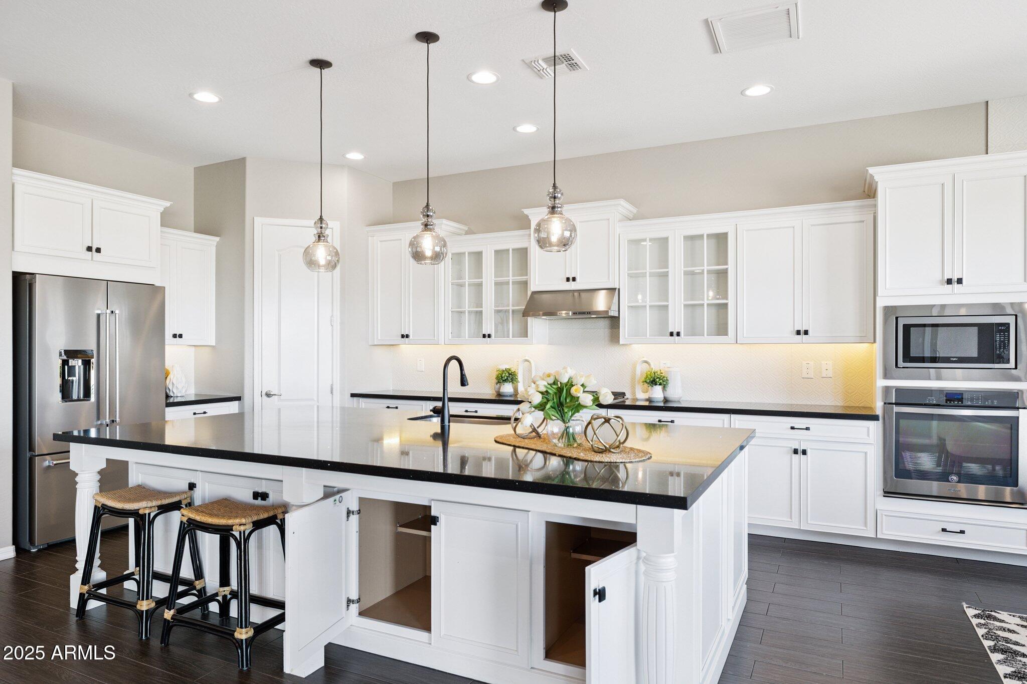 7707 S 43RD Place