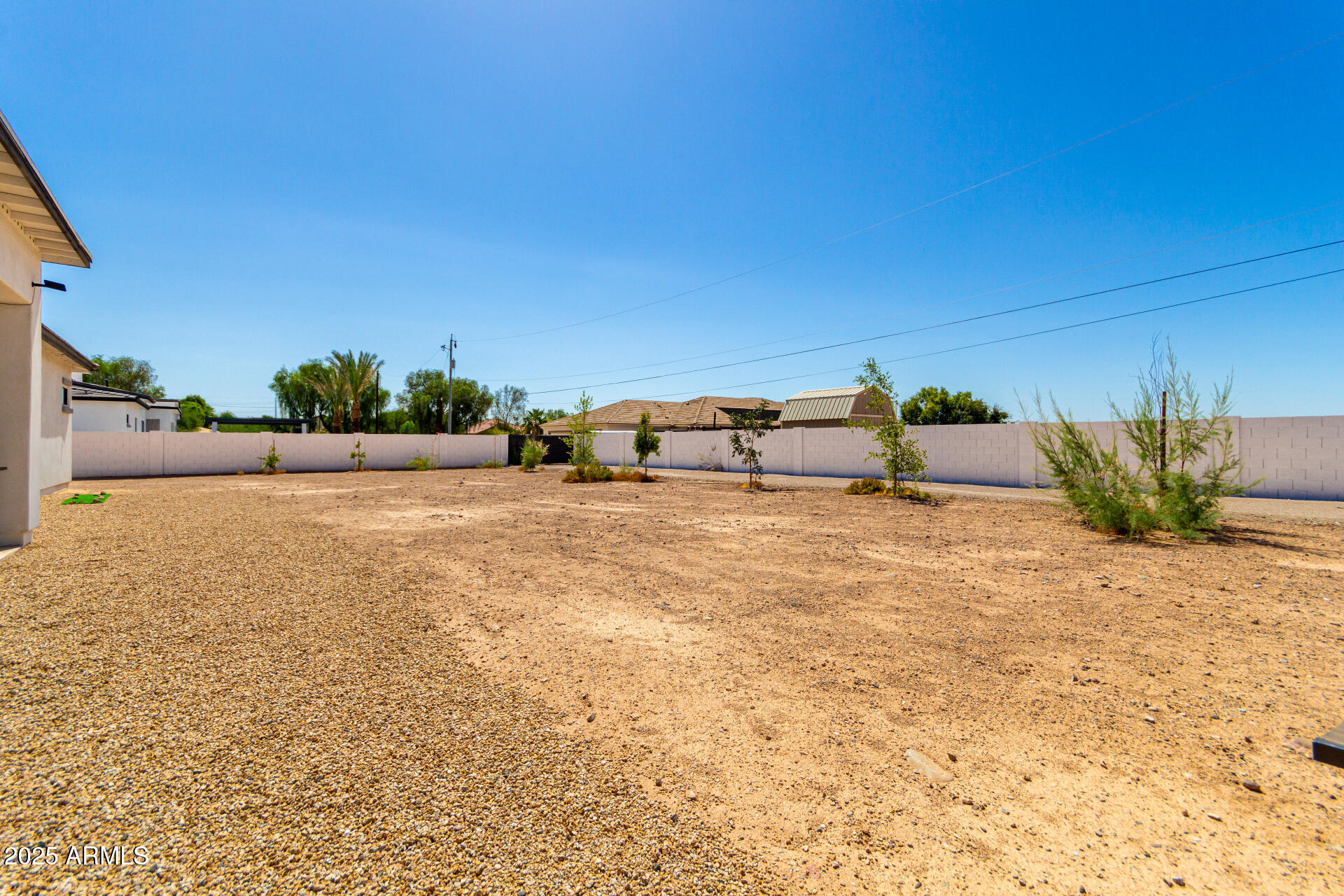3317 W DESERT DAWN Drive