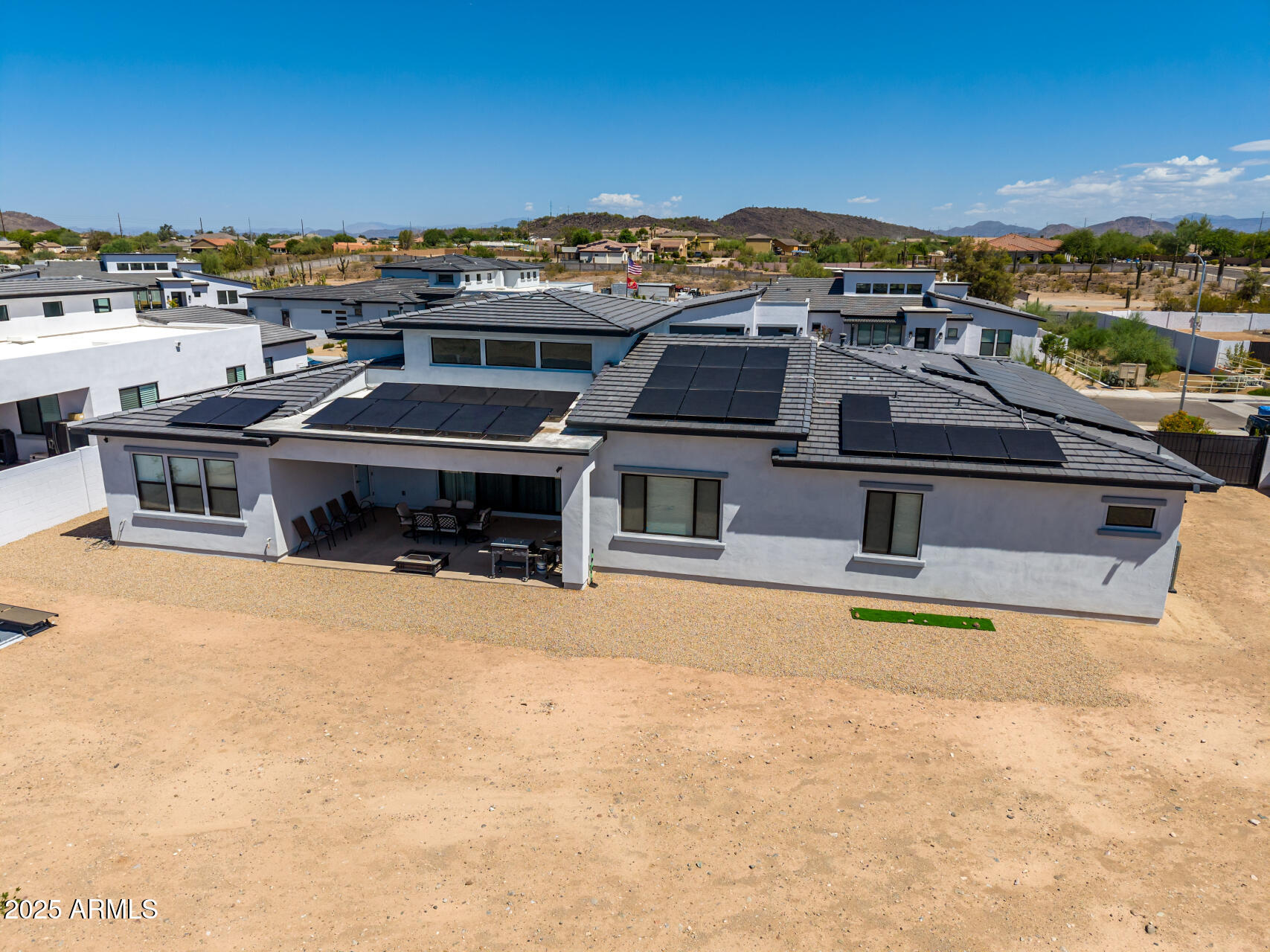 3317 W DESERT DAWN Drive