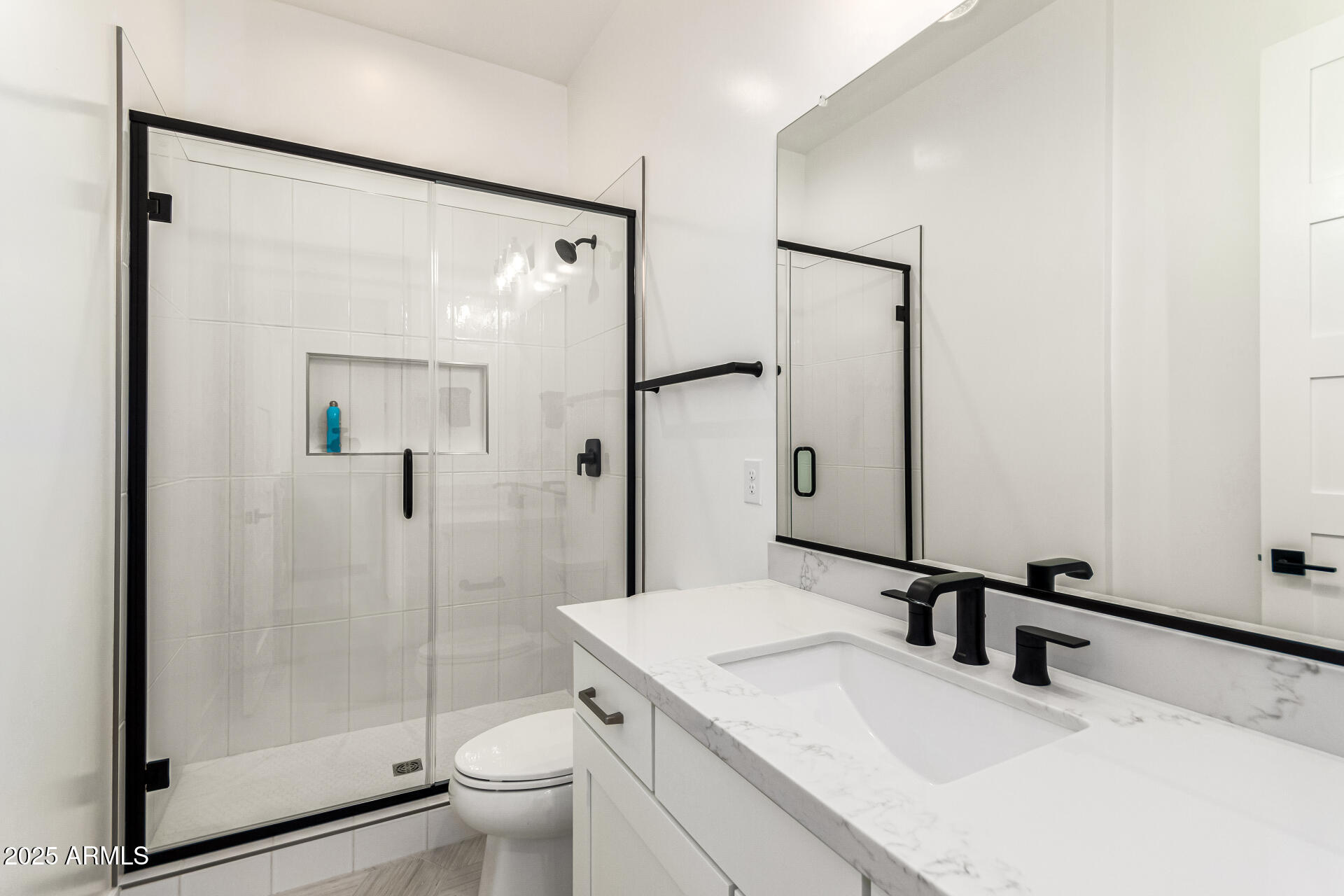 3317 W DESERT DAWN Drive
