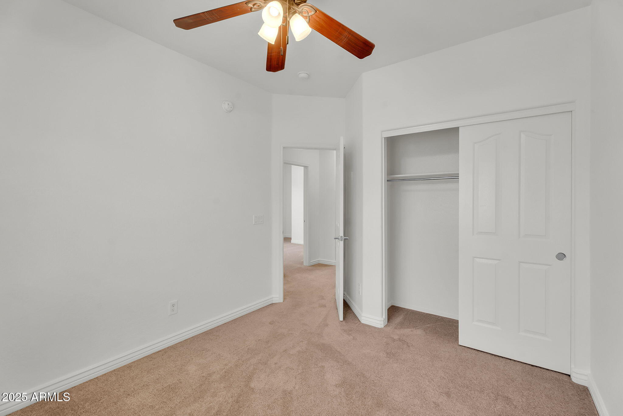 3068 E TAMARISK Street