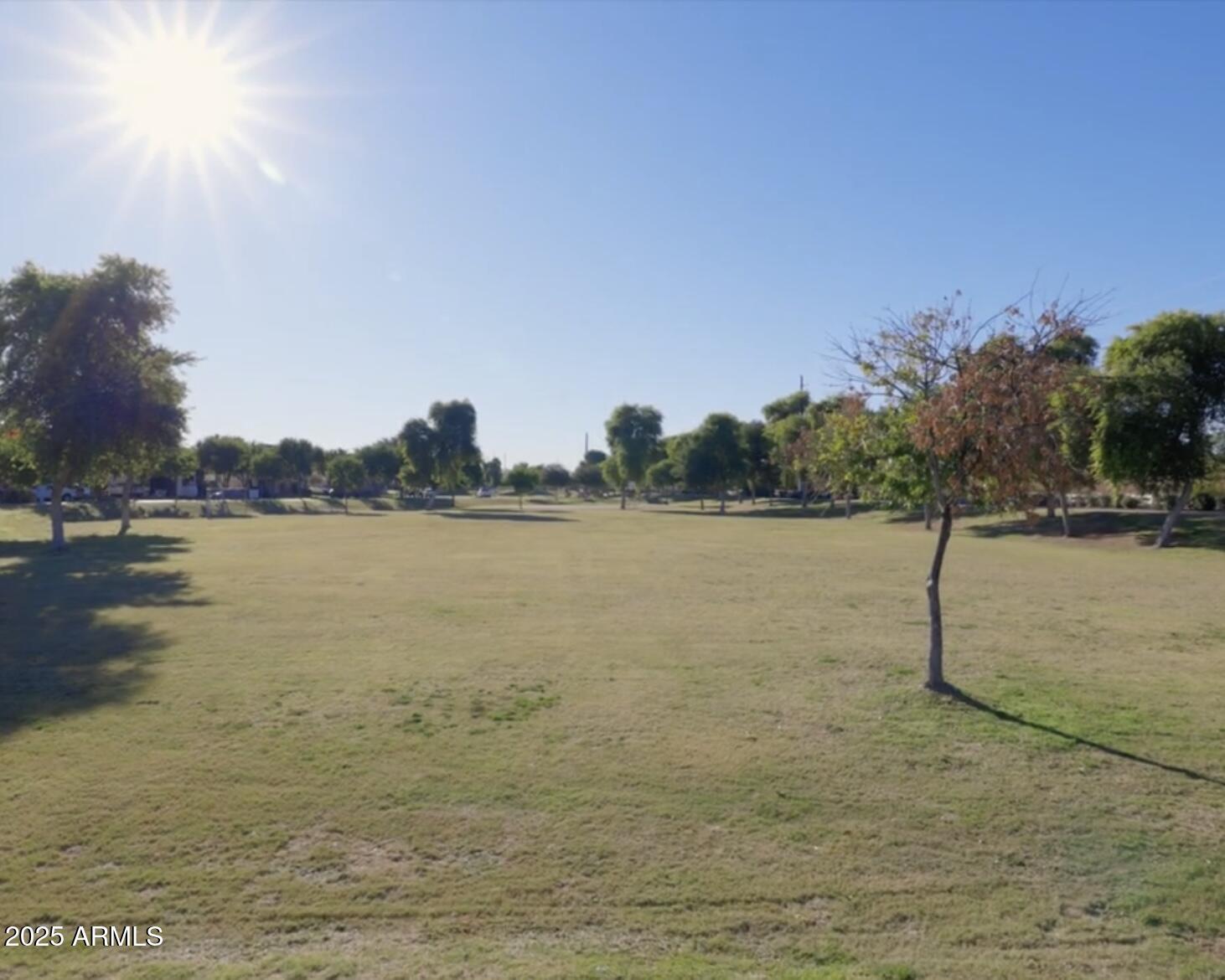 3068 E TAMARISK Street