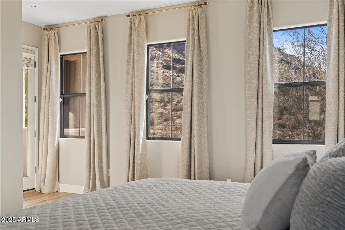 10055 N 142ND Street, 1010