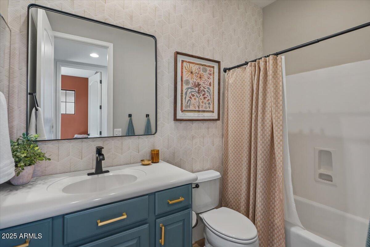 10055 N 142ND Street, 1010