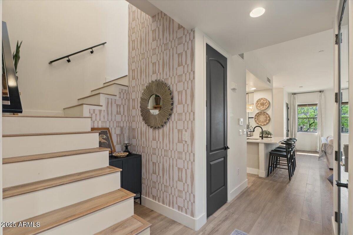 10055 N 142ND Street, 1010