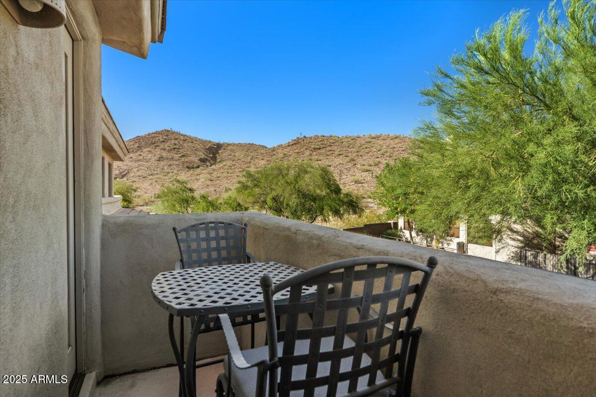 10055 N 142ND Street, 1010