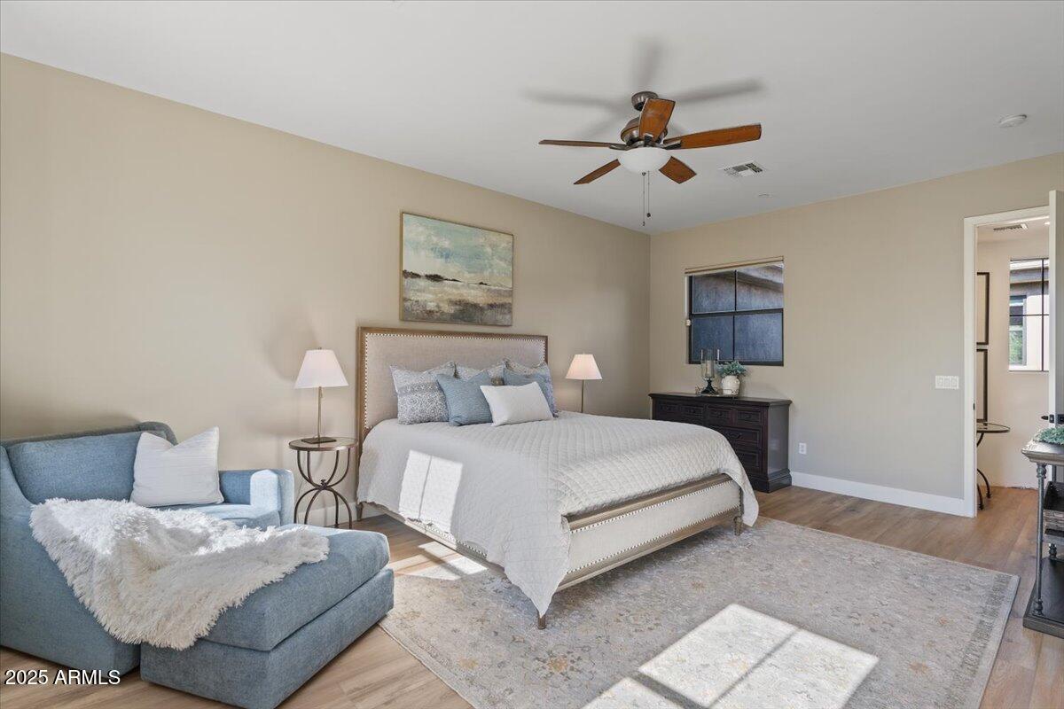 10055 N 142ND Street, 1010