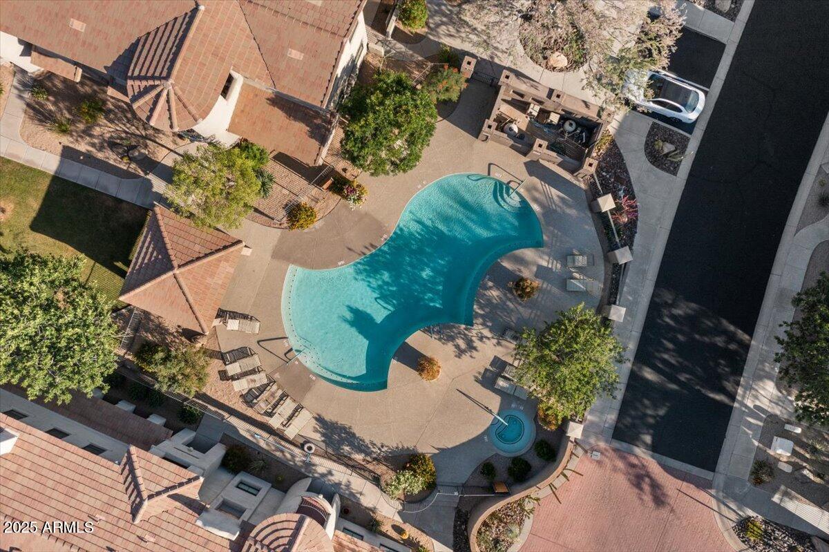 10055 N 142ND Street, 1010