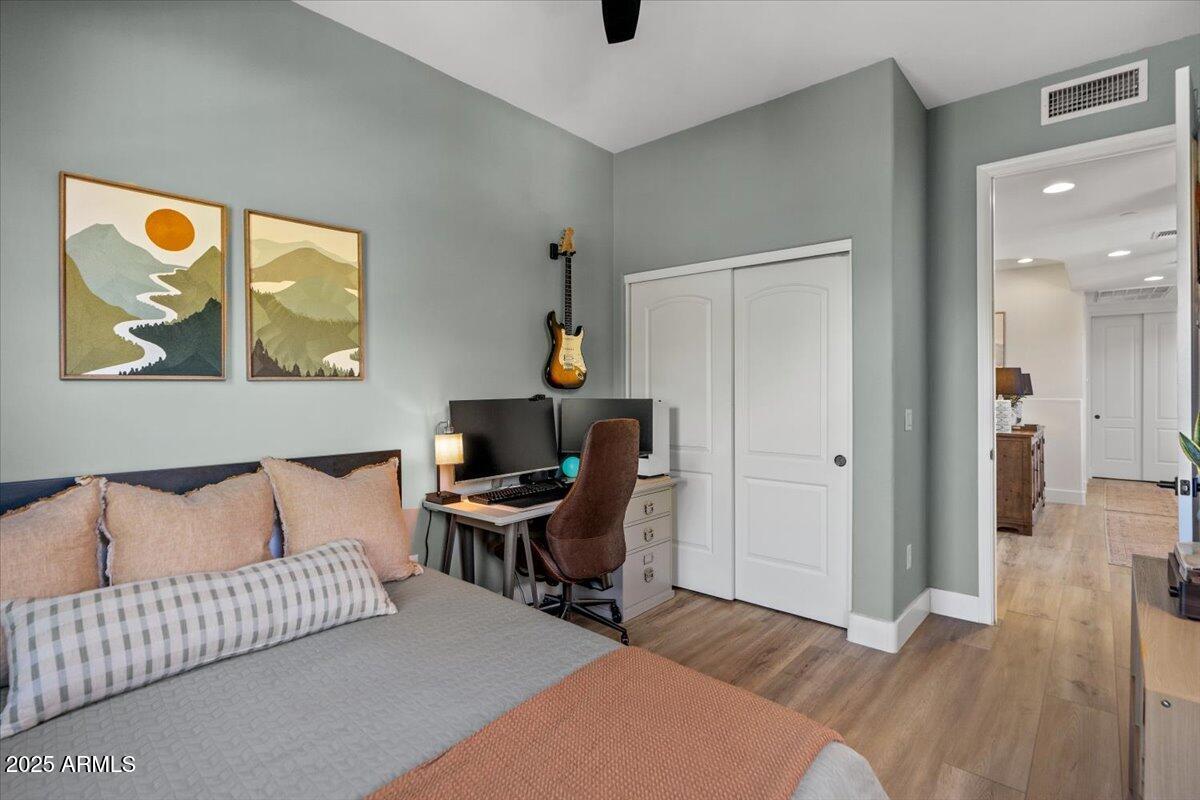 10055 N 142ND Street, 1010