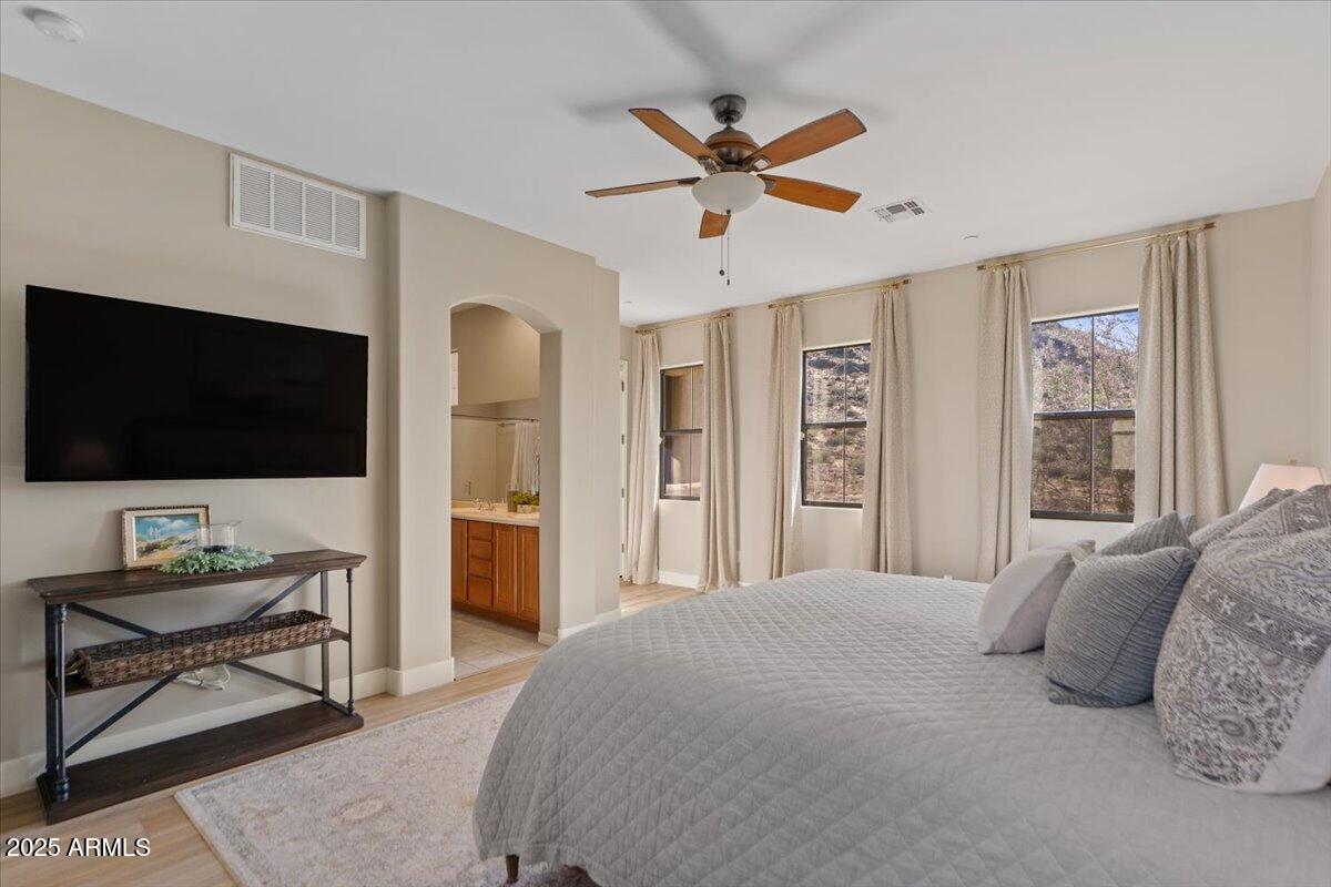 10055 N 142ND Street, 1010