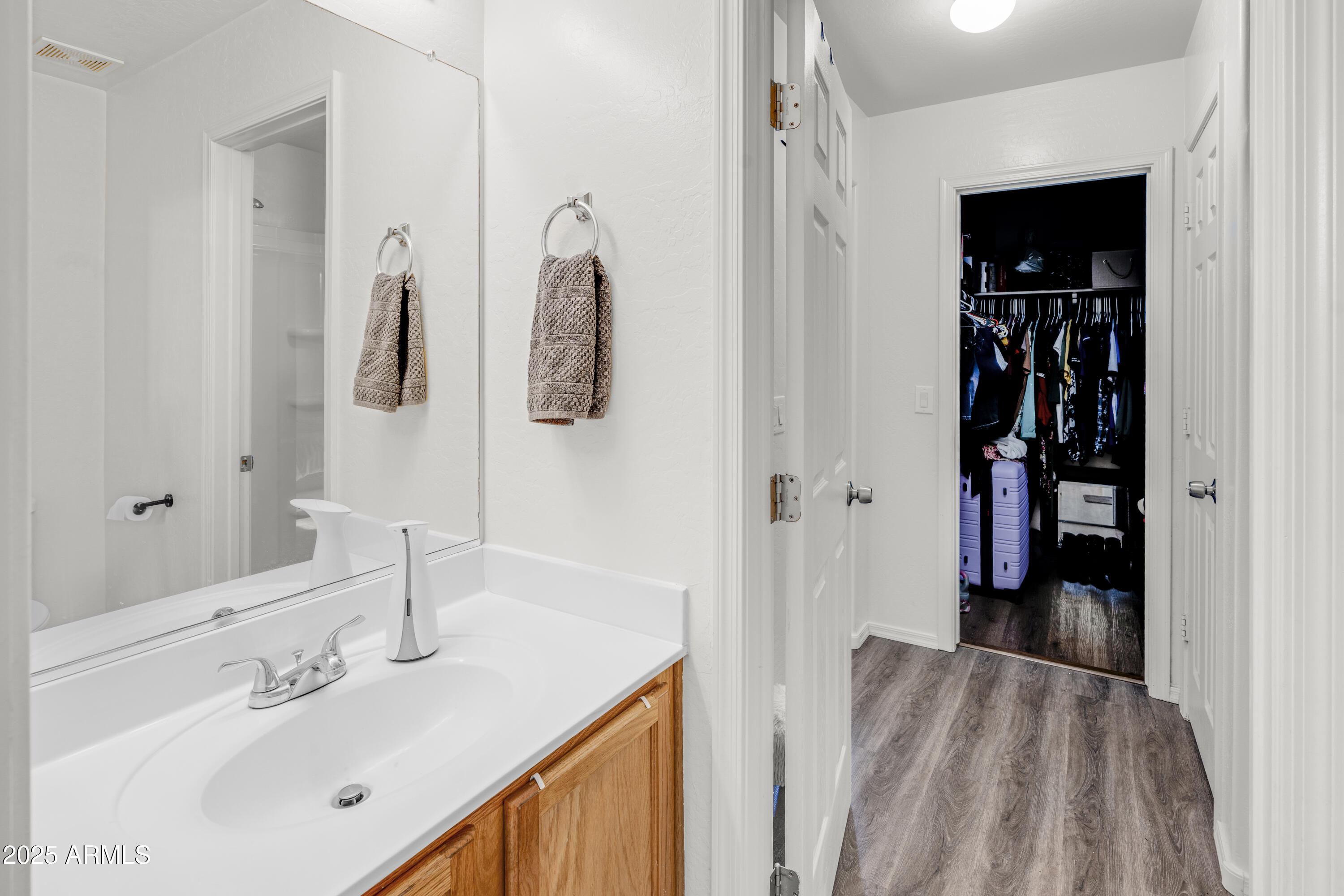 22052 W CASEY Lane
