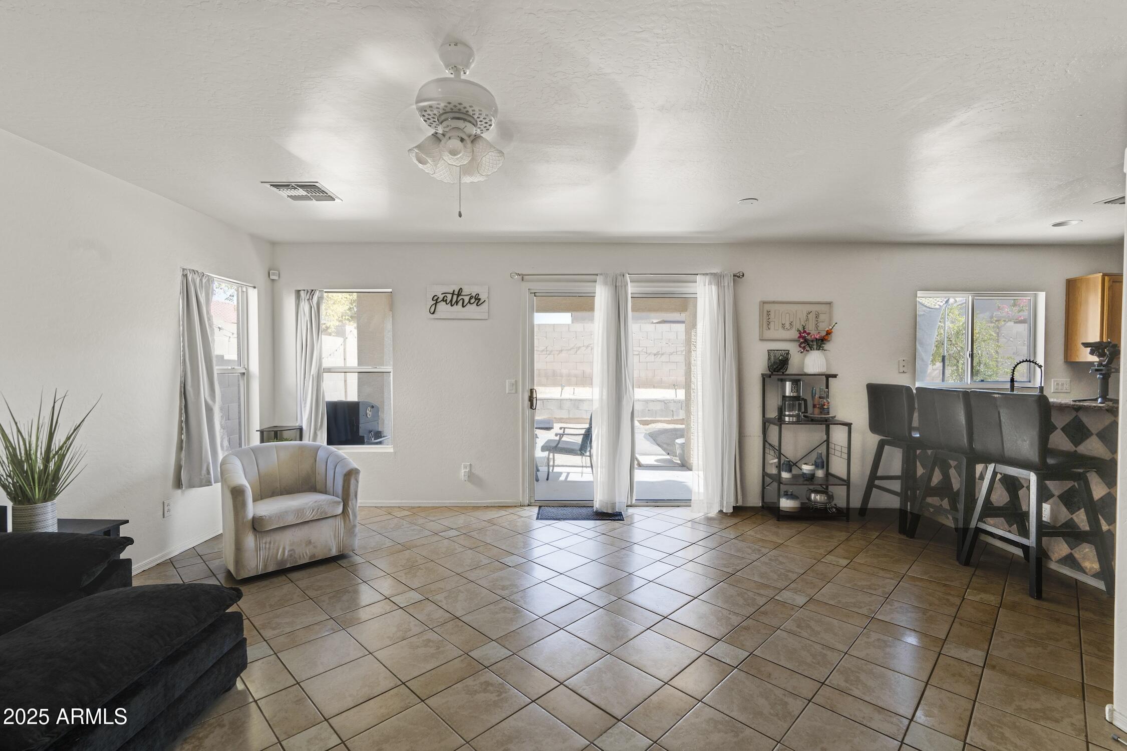 22052 W CASEY Lane